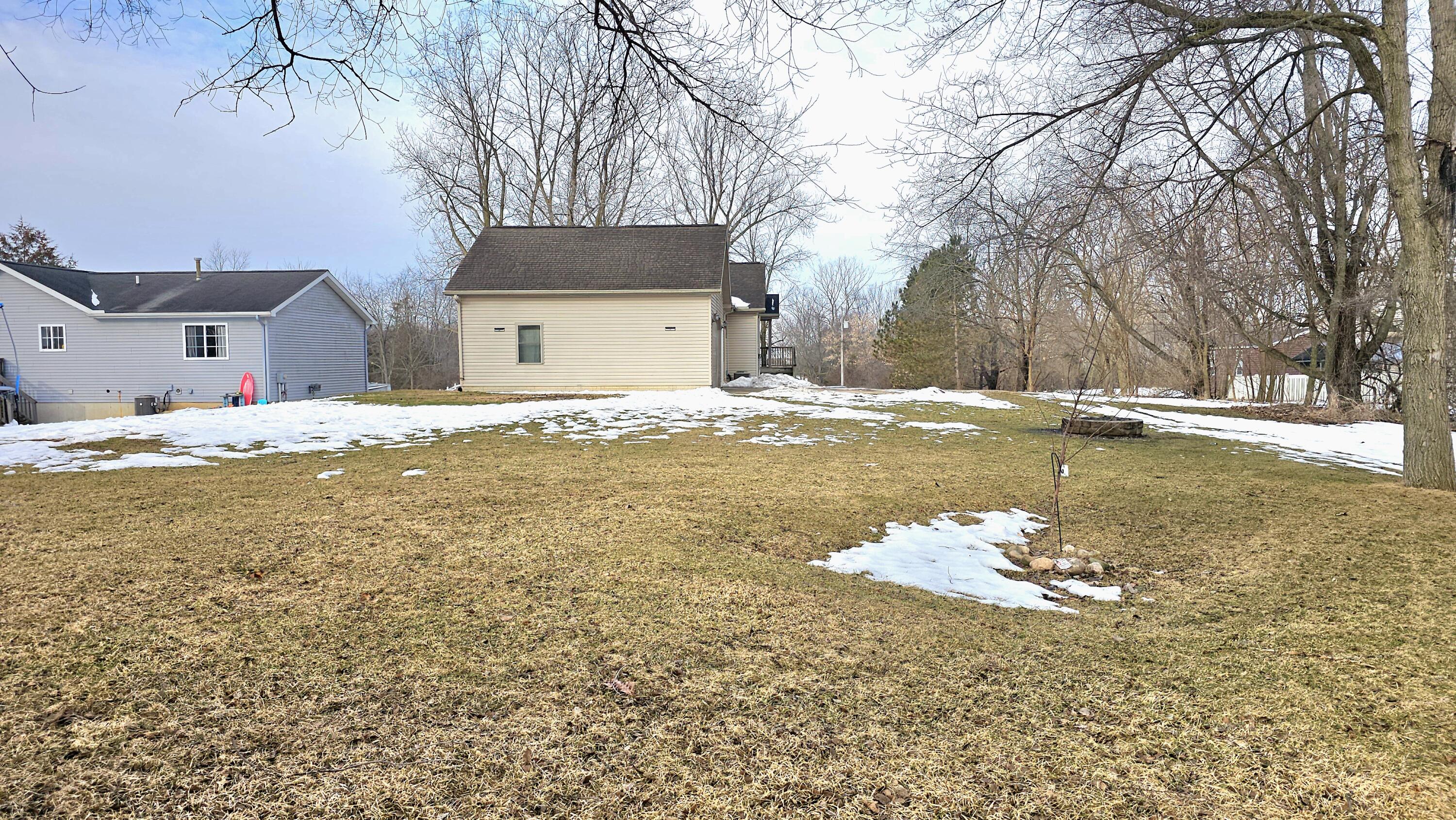 10513 Loughrea Lane Property Photo 4