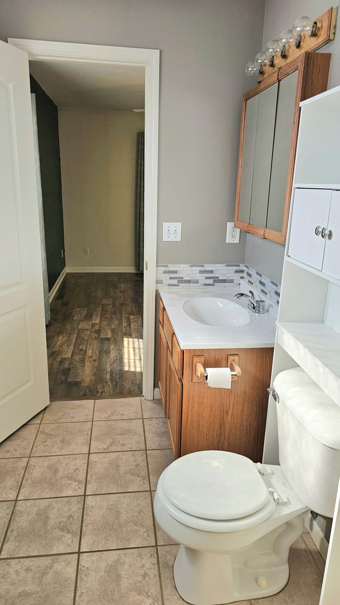 10513 Loughrea Lane Property Photo 13