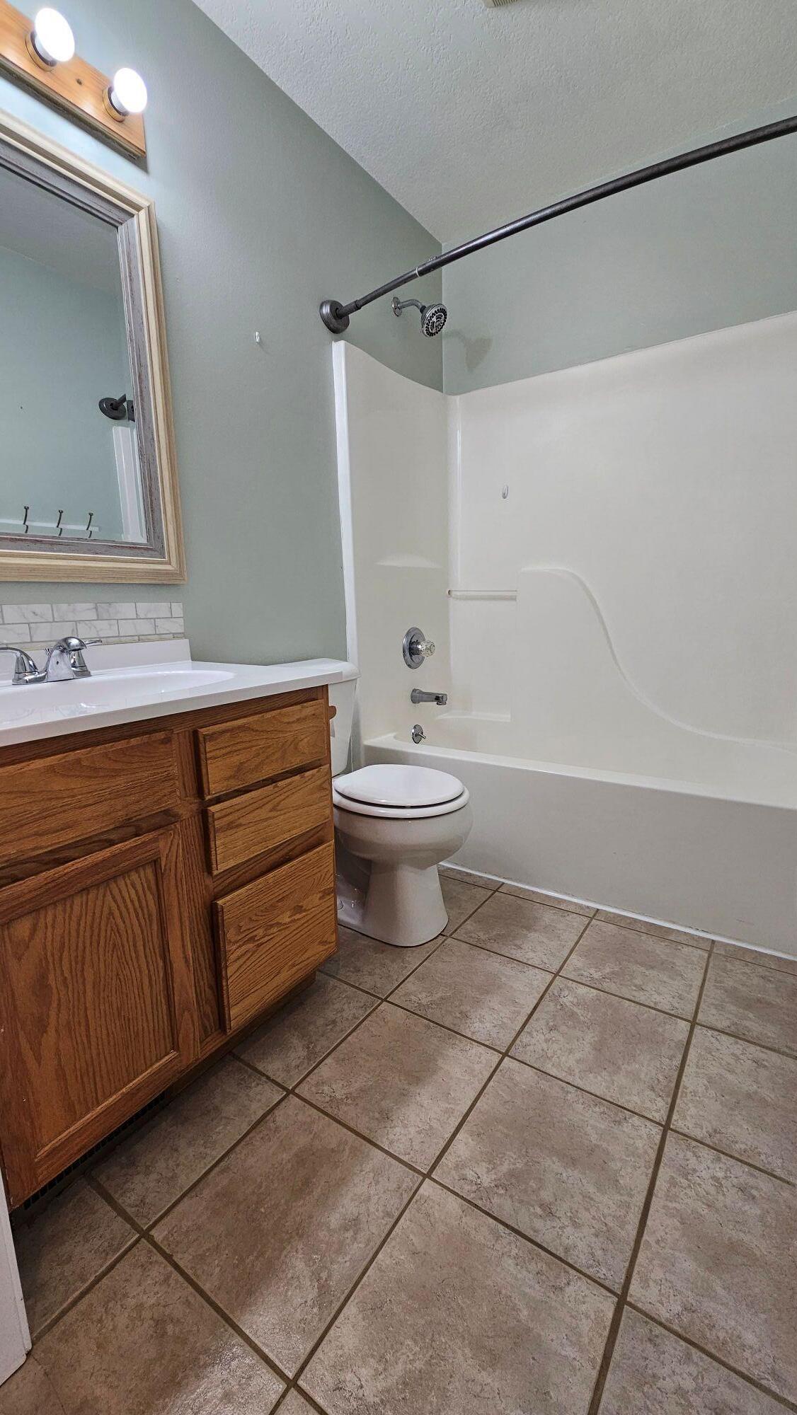 10513 Loughrea Lane Property Photo 18