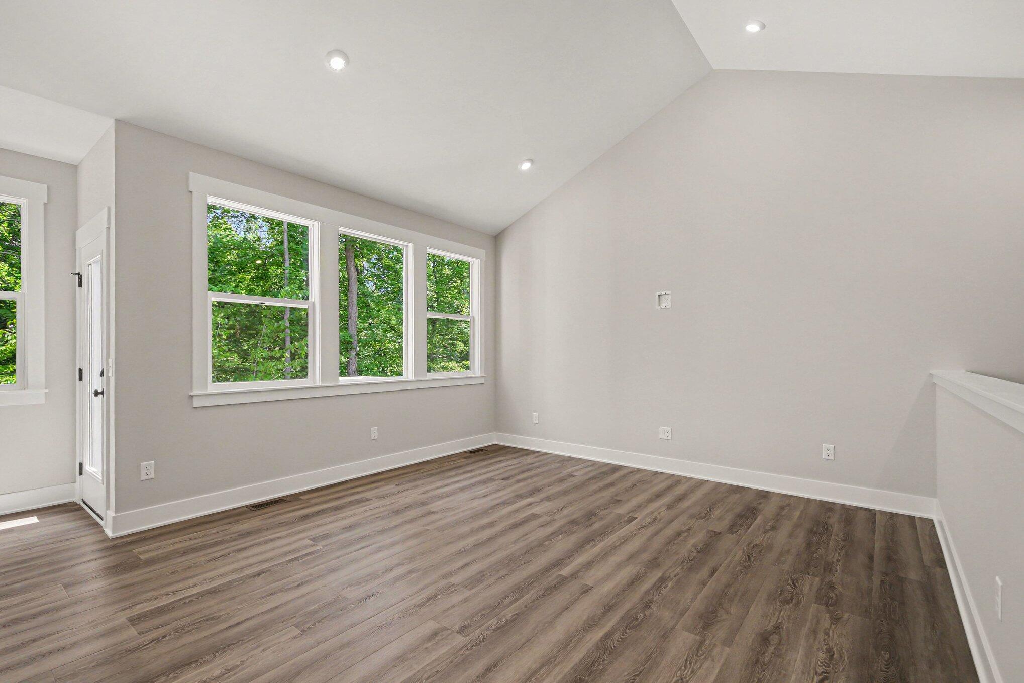 6841 Loggers Ridge Run Se Property Photo 5
