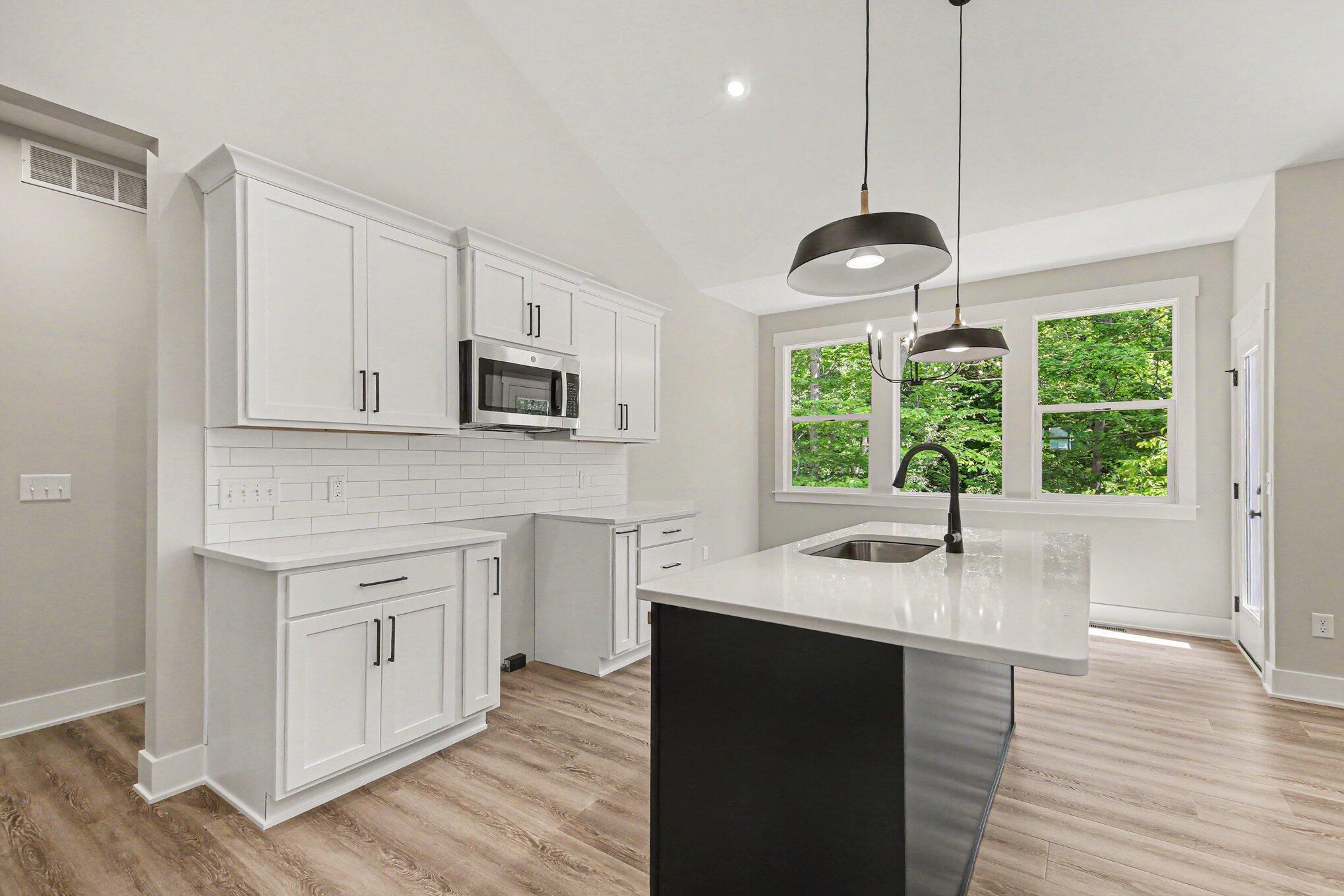 6841 Loggers Ridge Run Se Property Photo 10