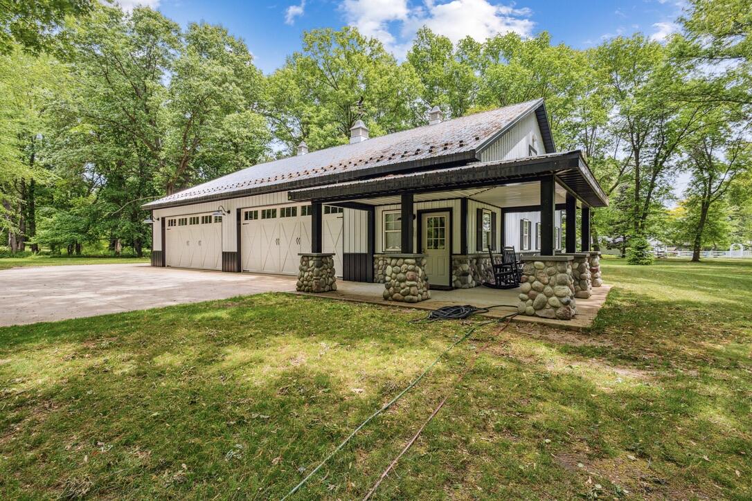 20331 Blairs View Drive Property Photo 16