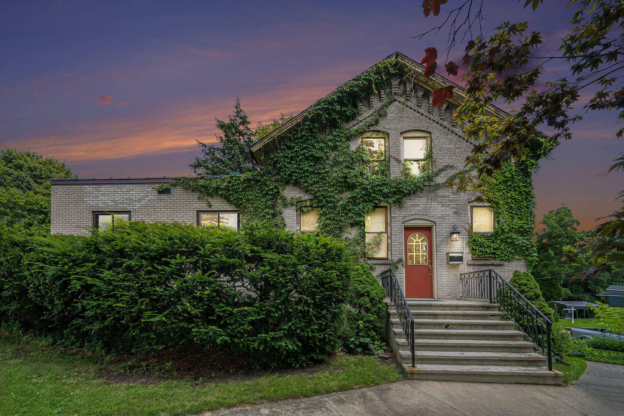 801 Portage Avenue Property Photo 1