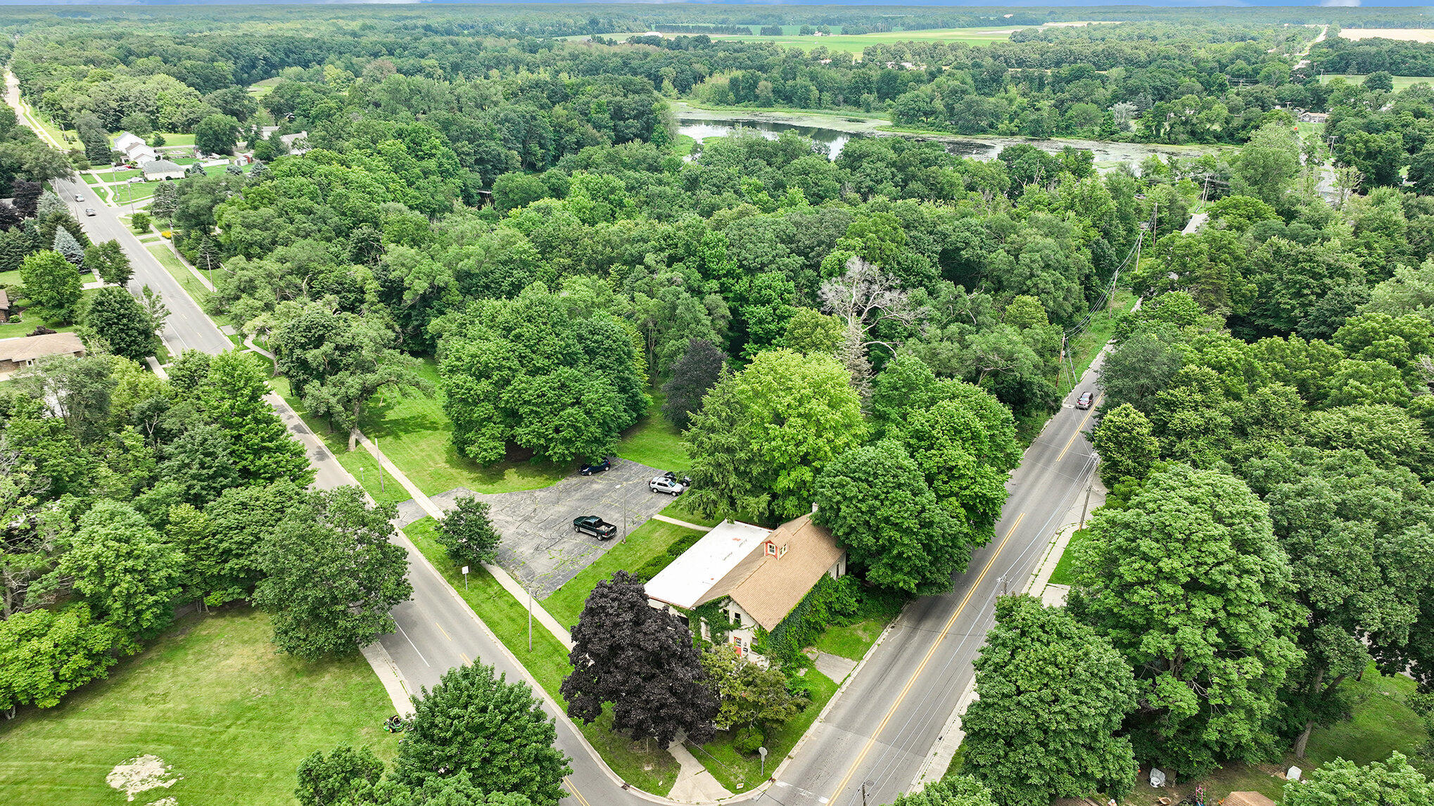 801 Portage Avenue Property Photo 5