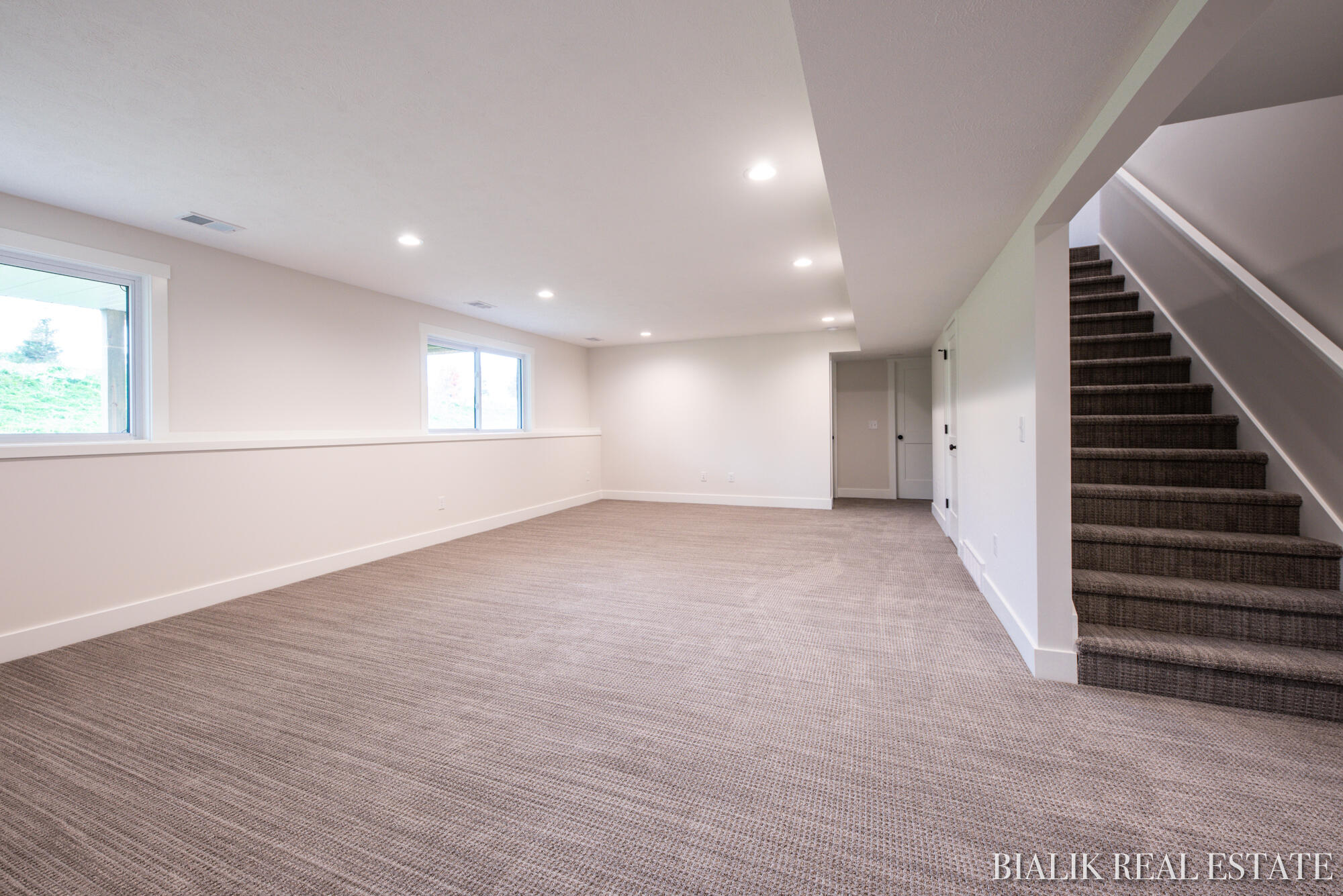 594 Sun Vale Lane Property Photo 37
