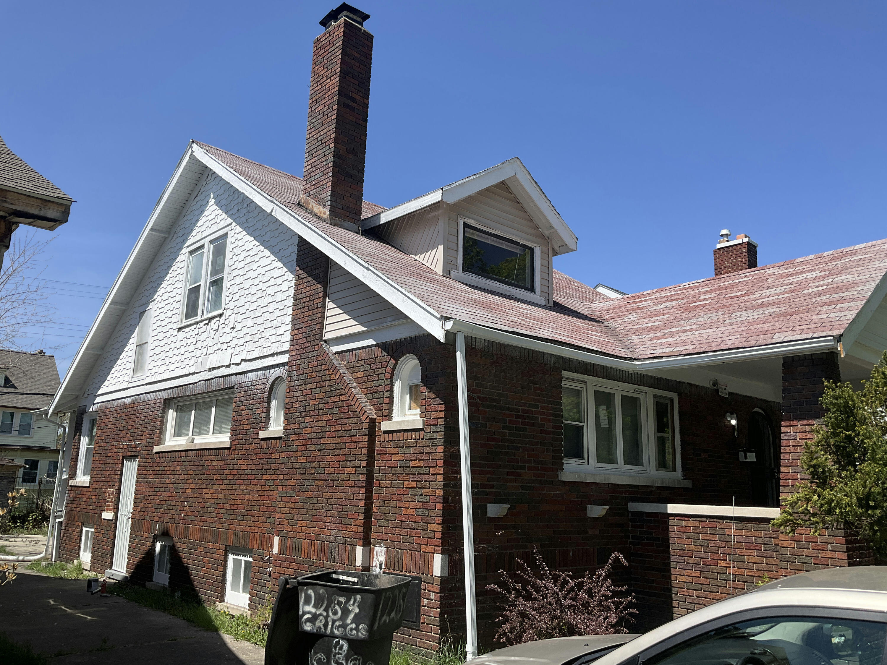 12701 Griggs Street Property Photo 2