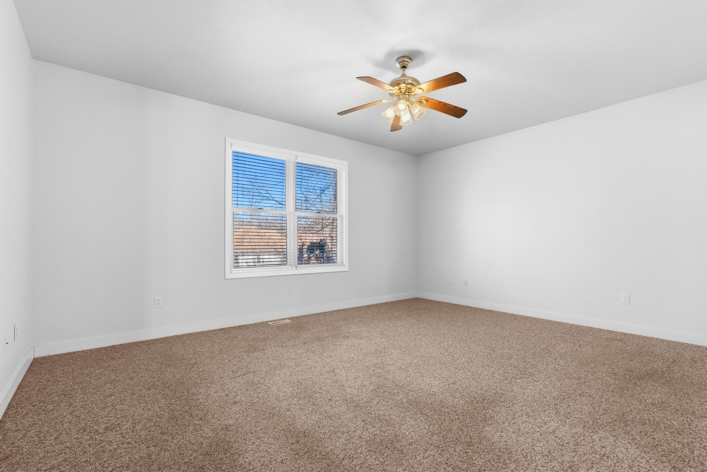 7625 Timberview Avenue Property Photo 17