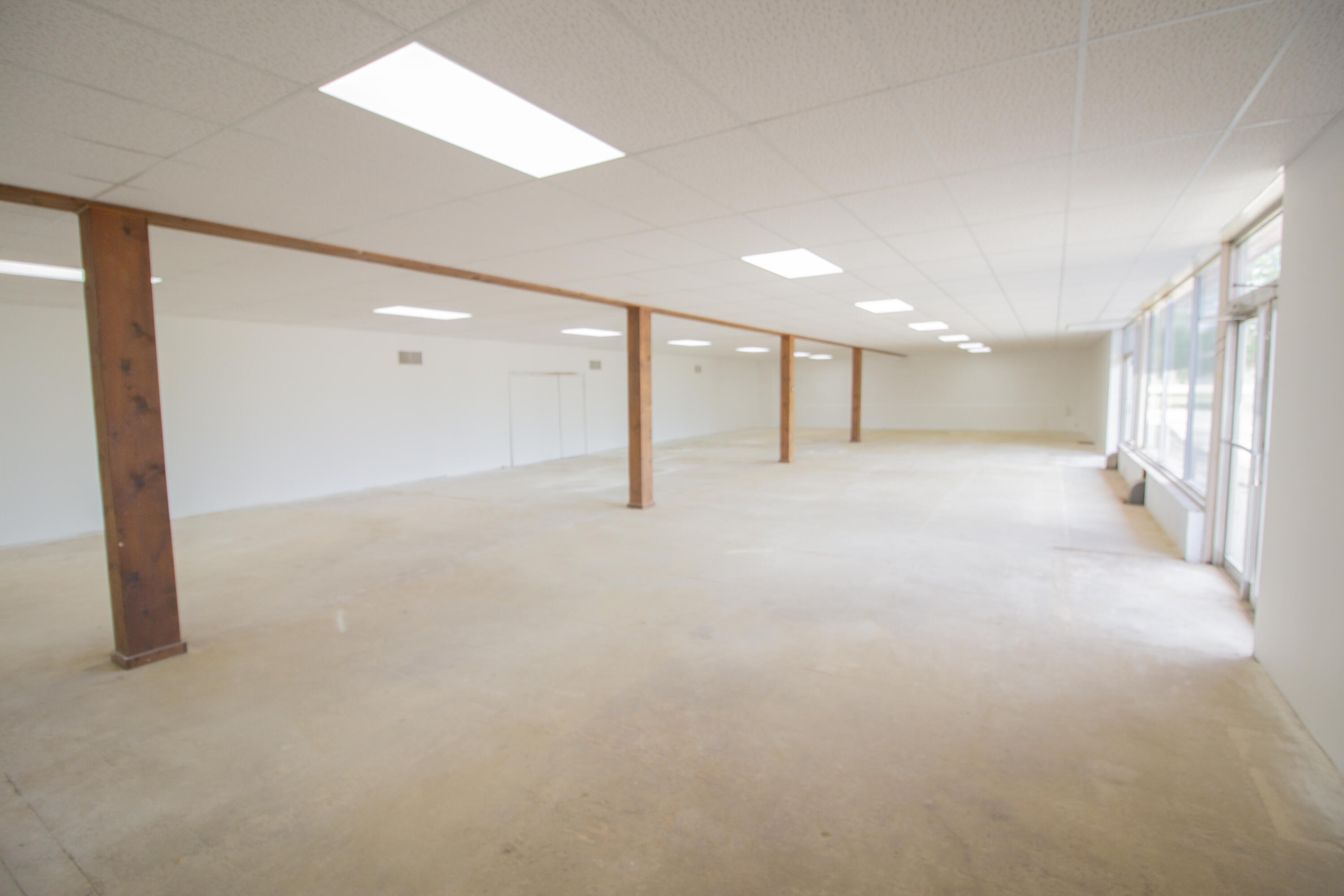 588 Capital Avenue Sw A Property Photo 5