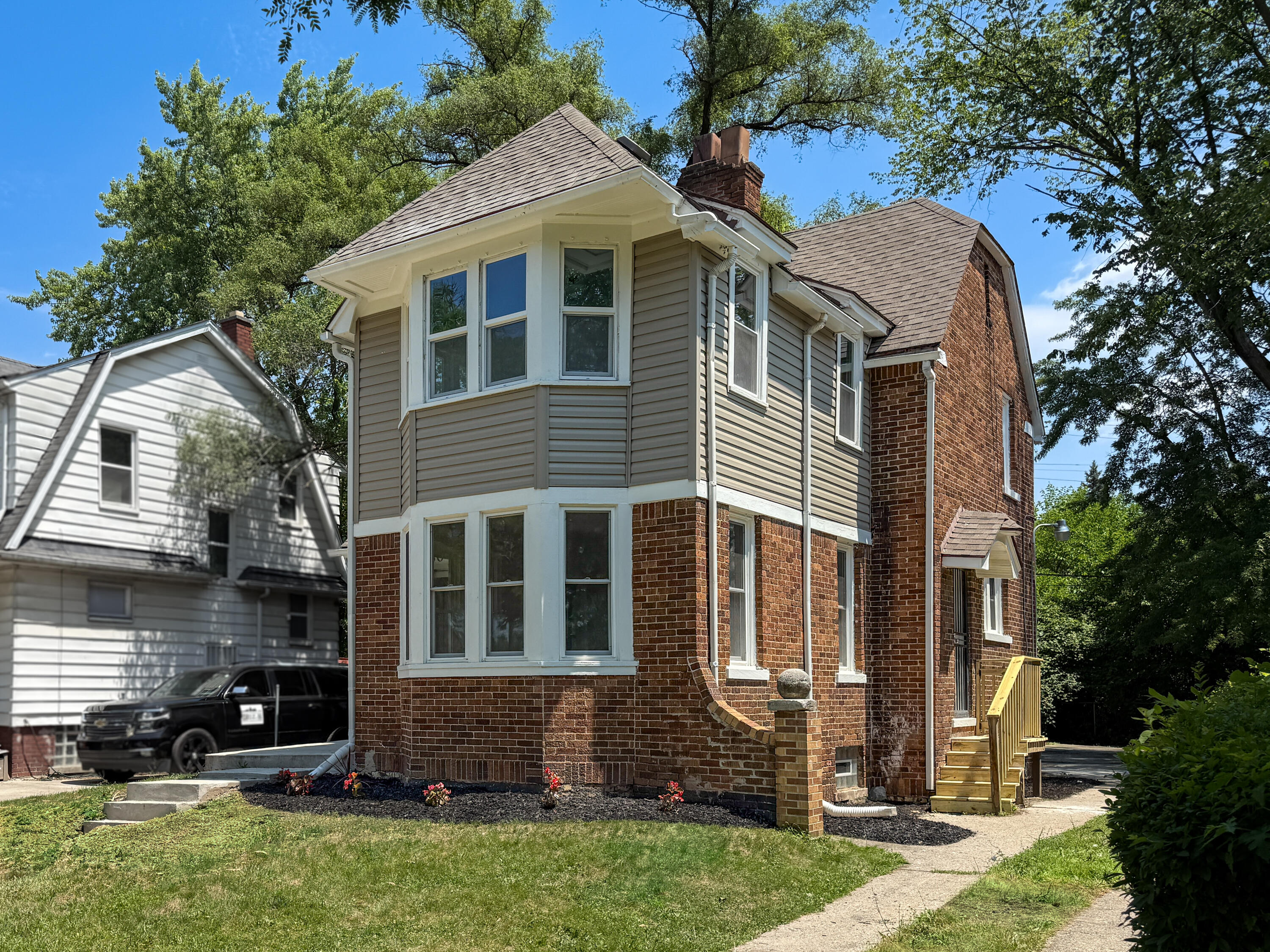 15786 Rutherford Street Property Photo 1