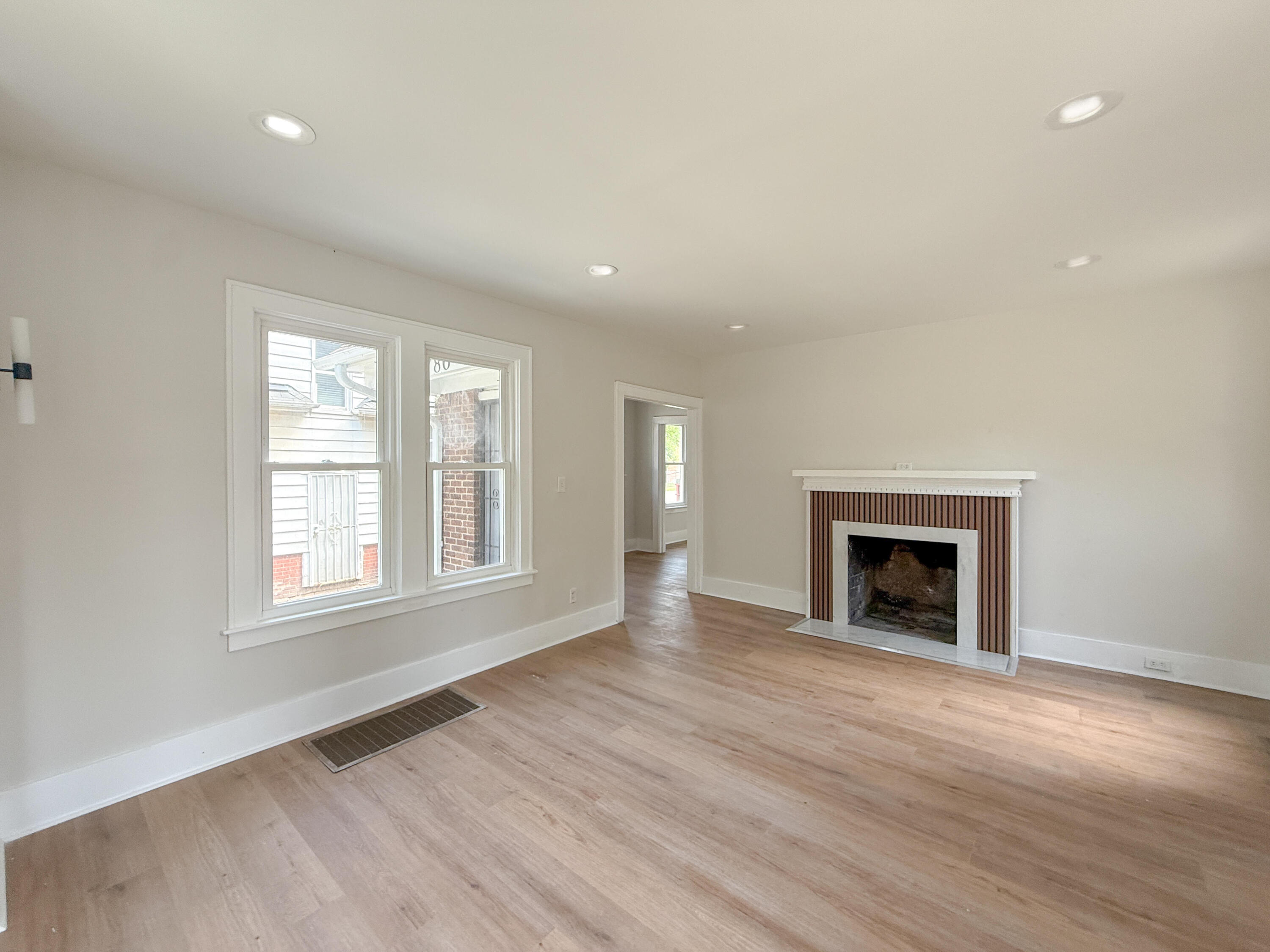 15786 Rutherford Street Property Photo 3