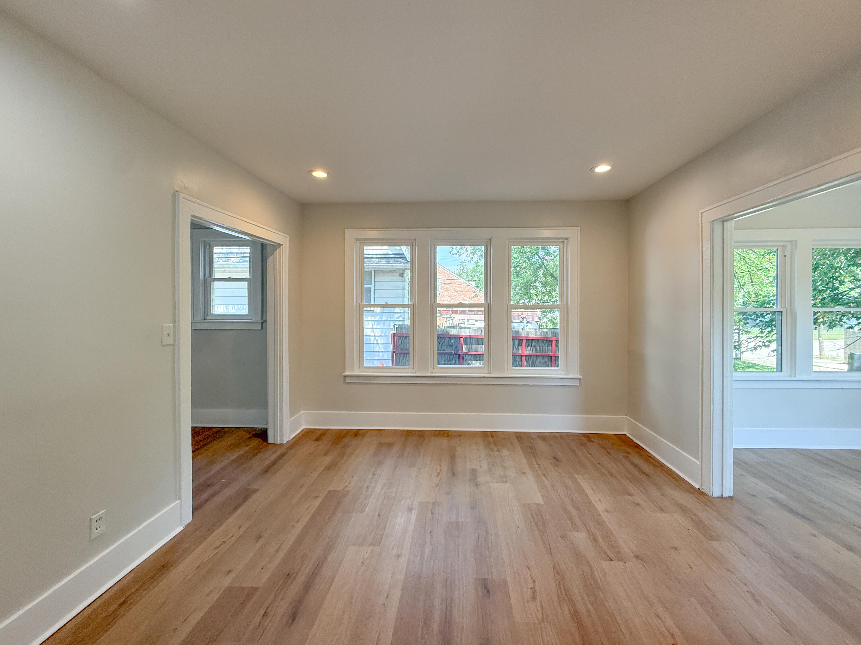 15786 Rutherford Street Property Photo 11