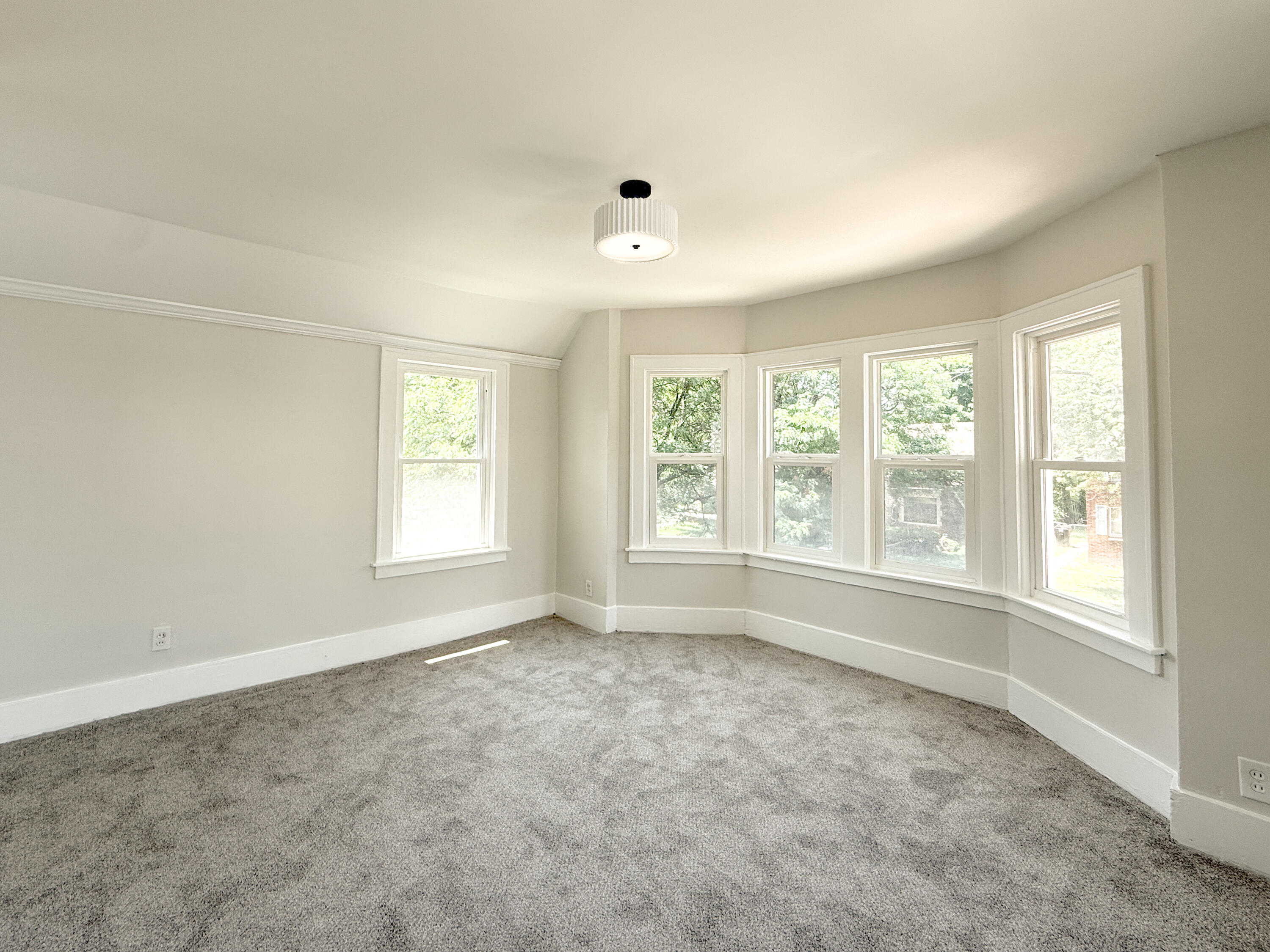 15786 Rutherford Street Property Photo 19