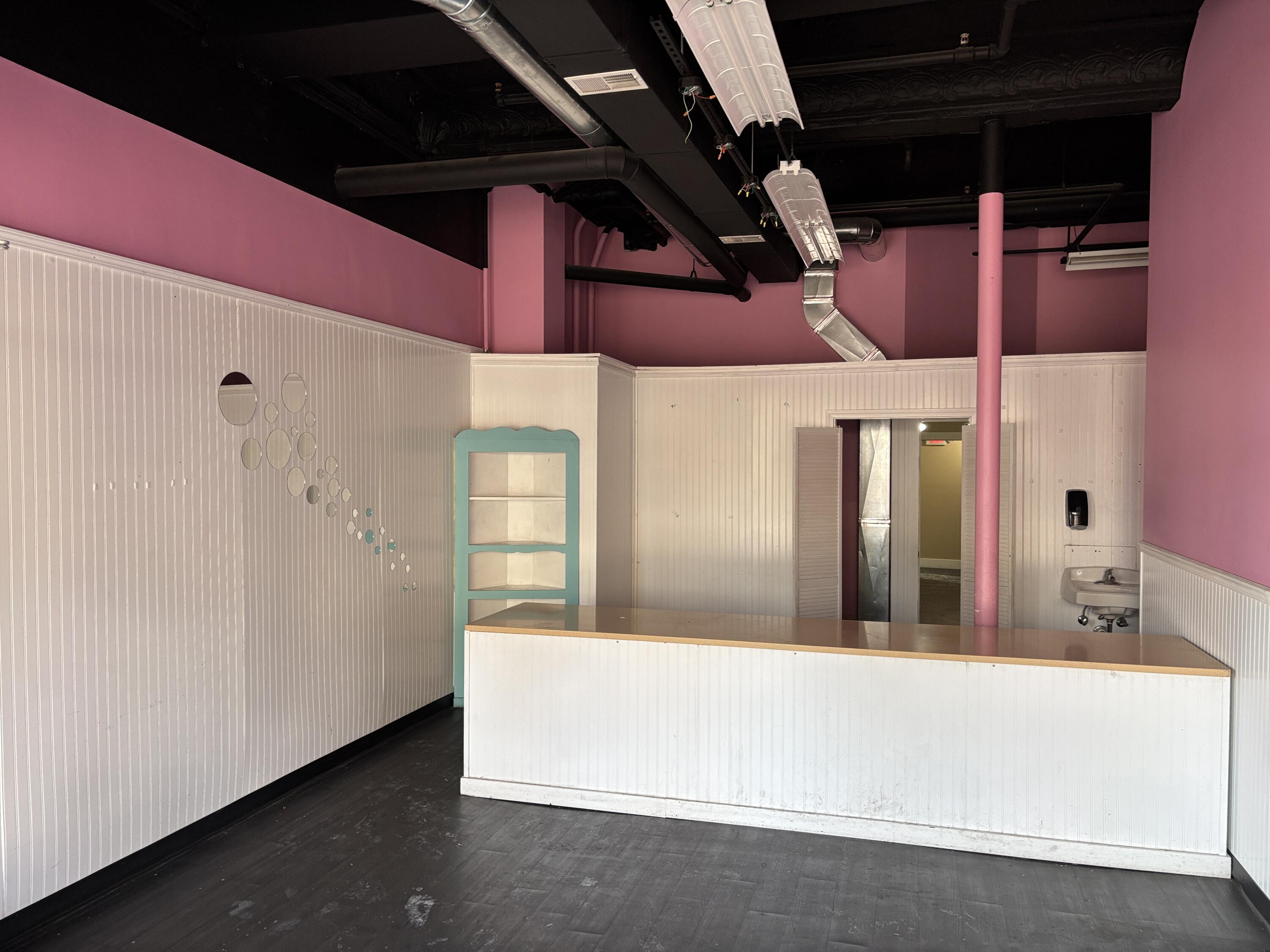 610 Broad Street Property Photo 3