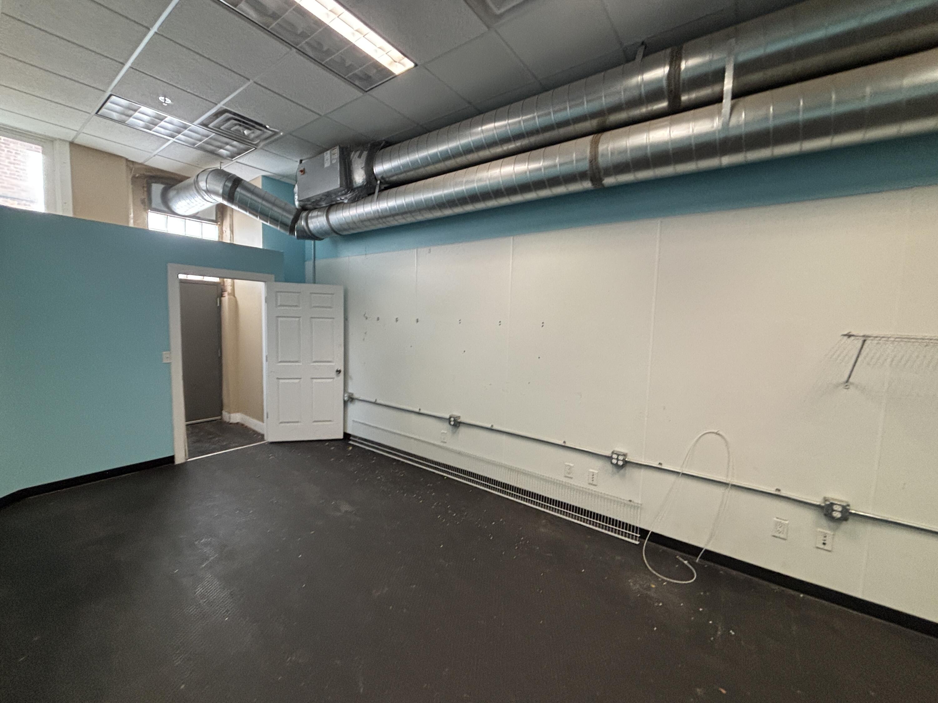 610 Broad Street Property Photo 7