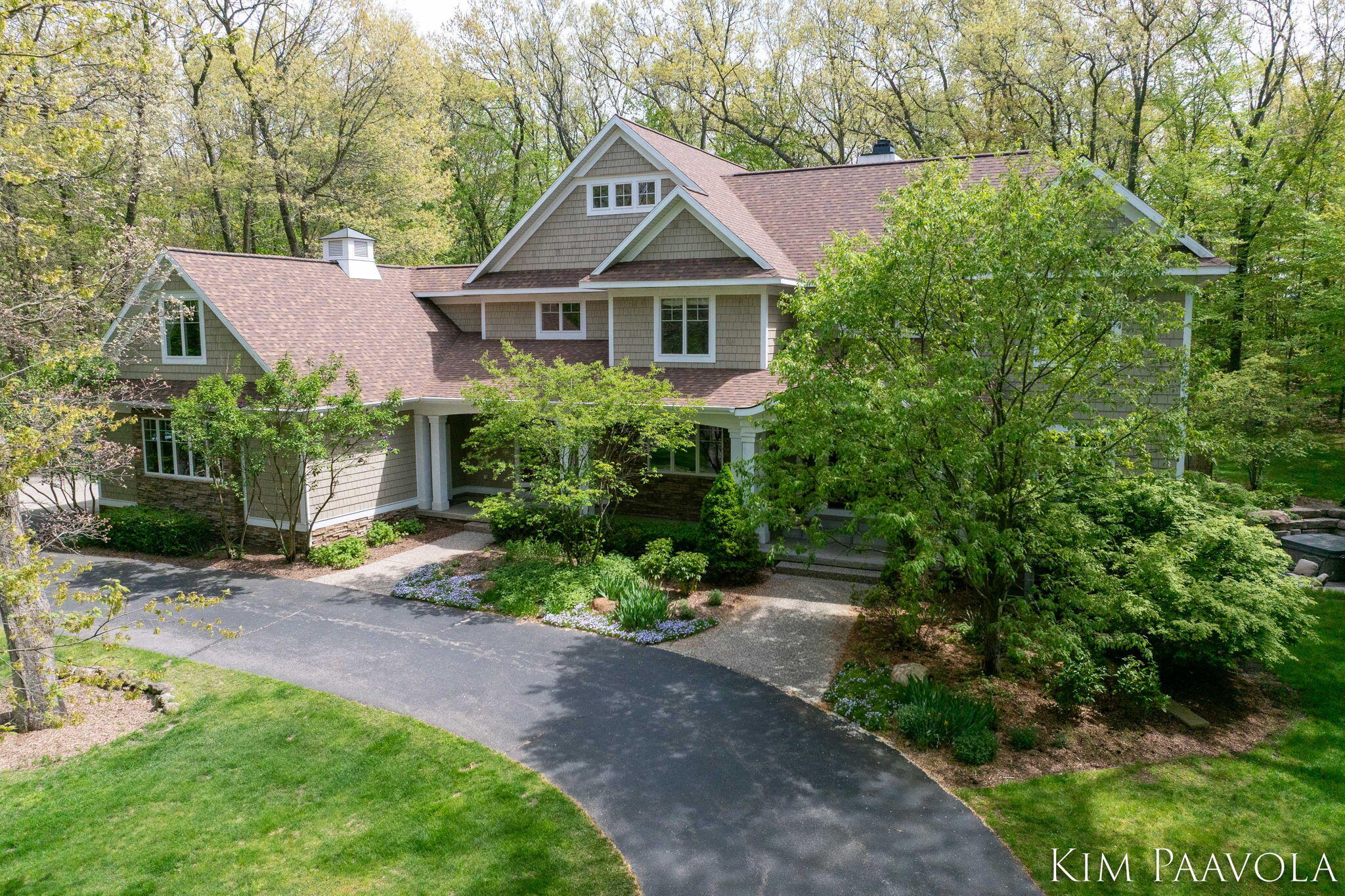 3099 Pickford Drive Se Property Photo 2