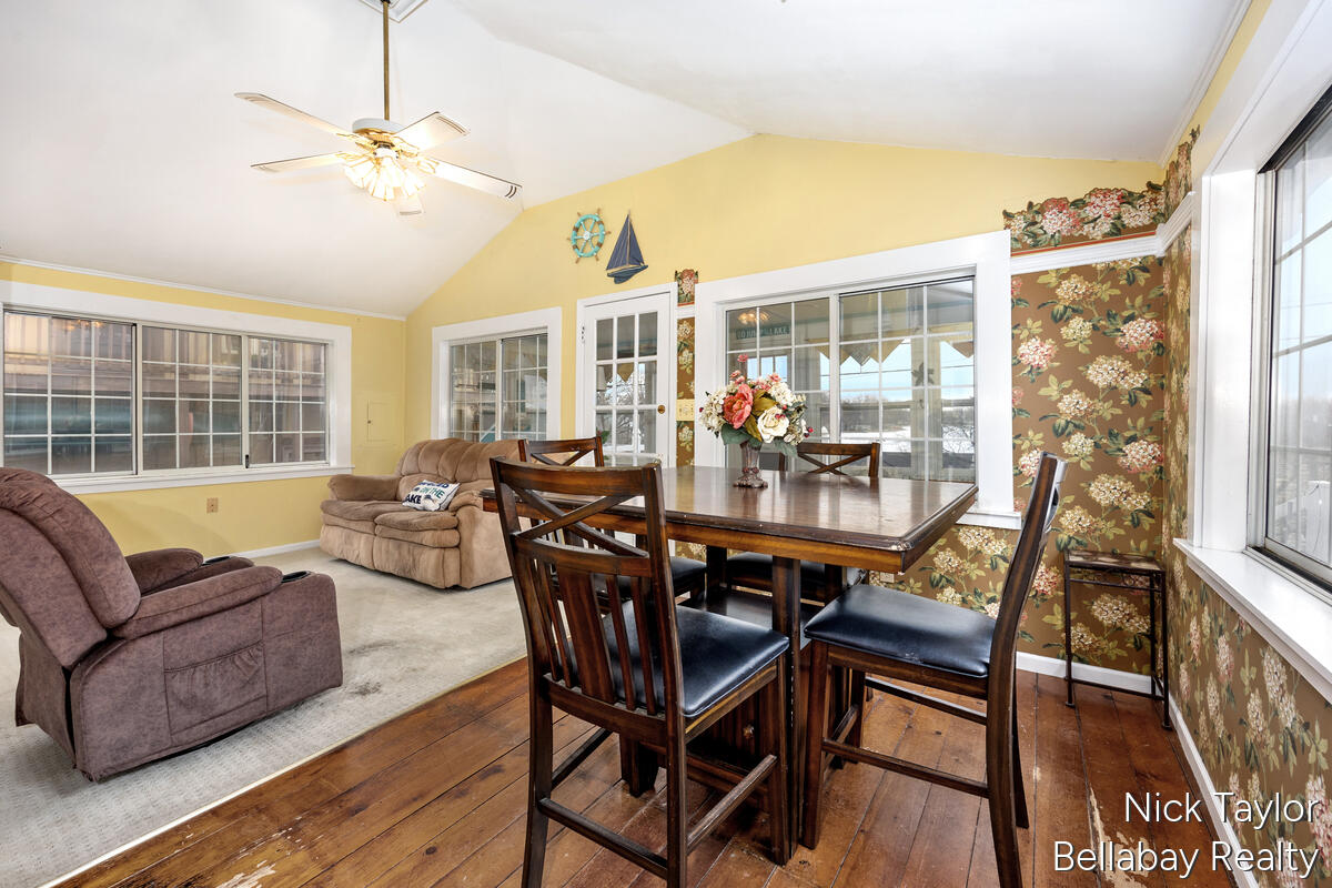 8198 Morrison Lake Gardens Property Photo 16