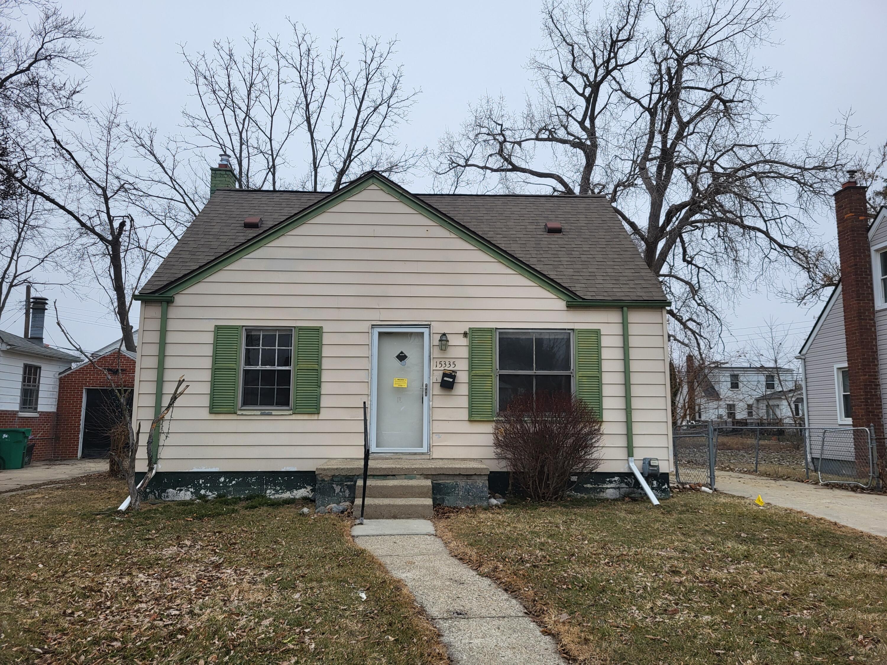 15335 Semrau Avenue Property Photo 1