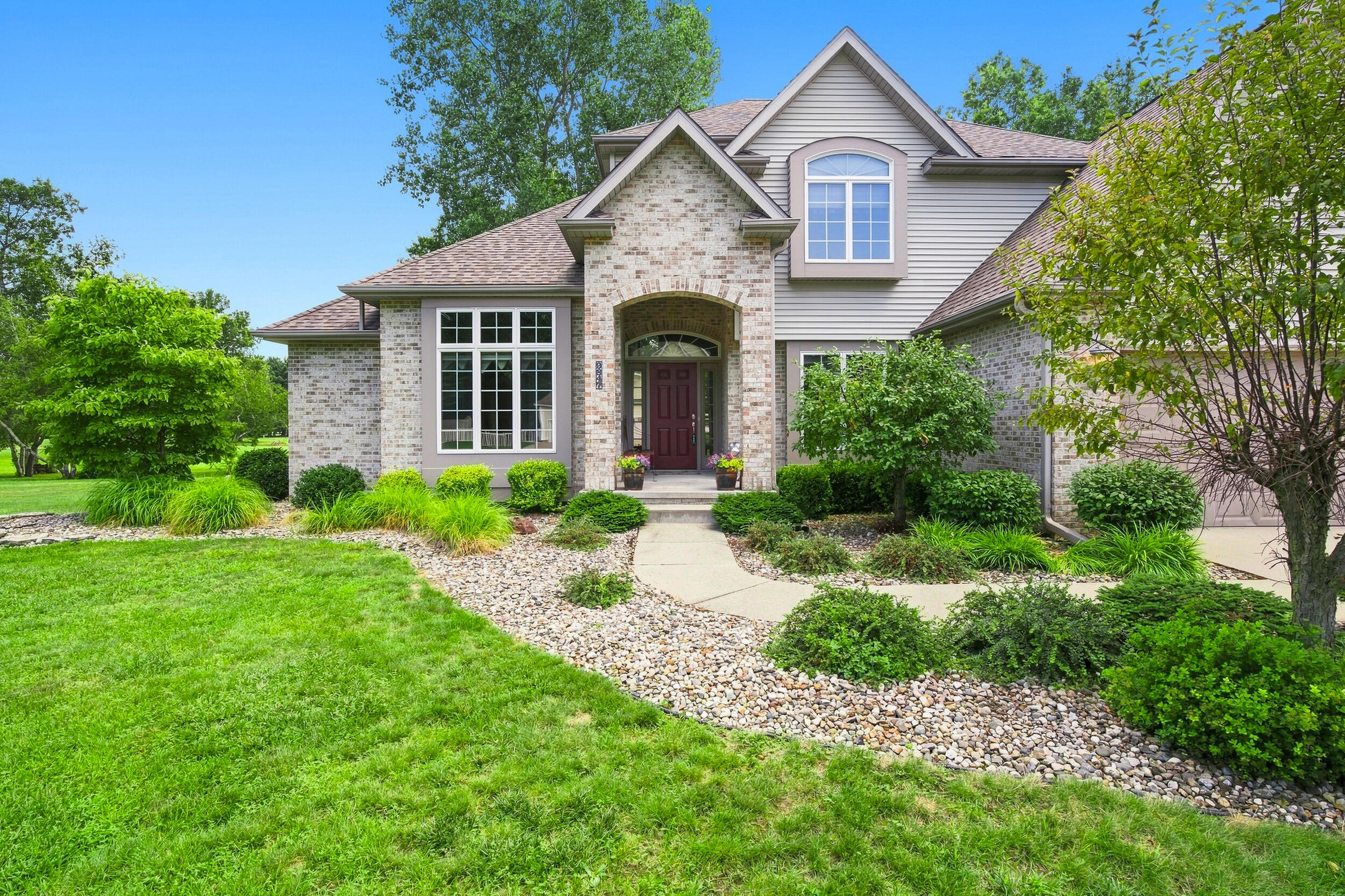 9847 Quail Run Court Property Photo 11