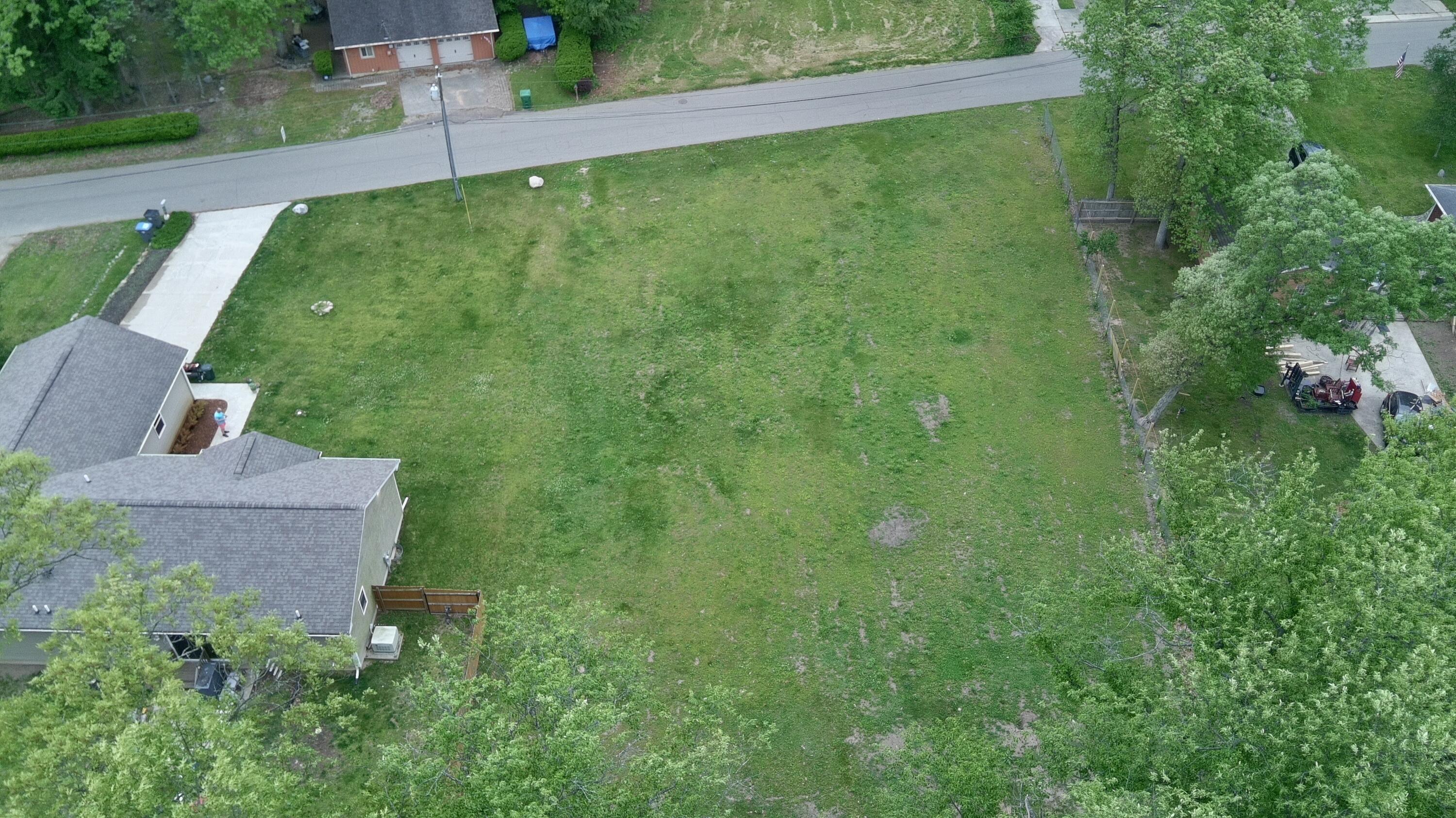 Lakeview Drive Property Photo 3