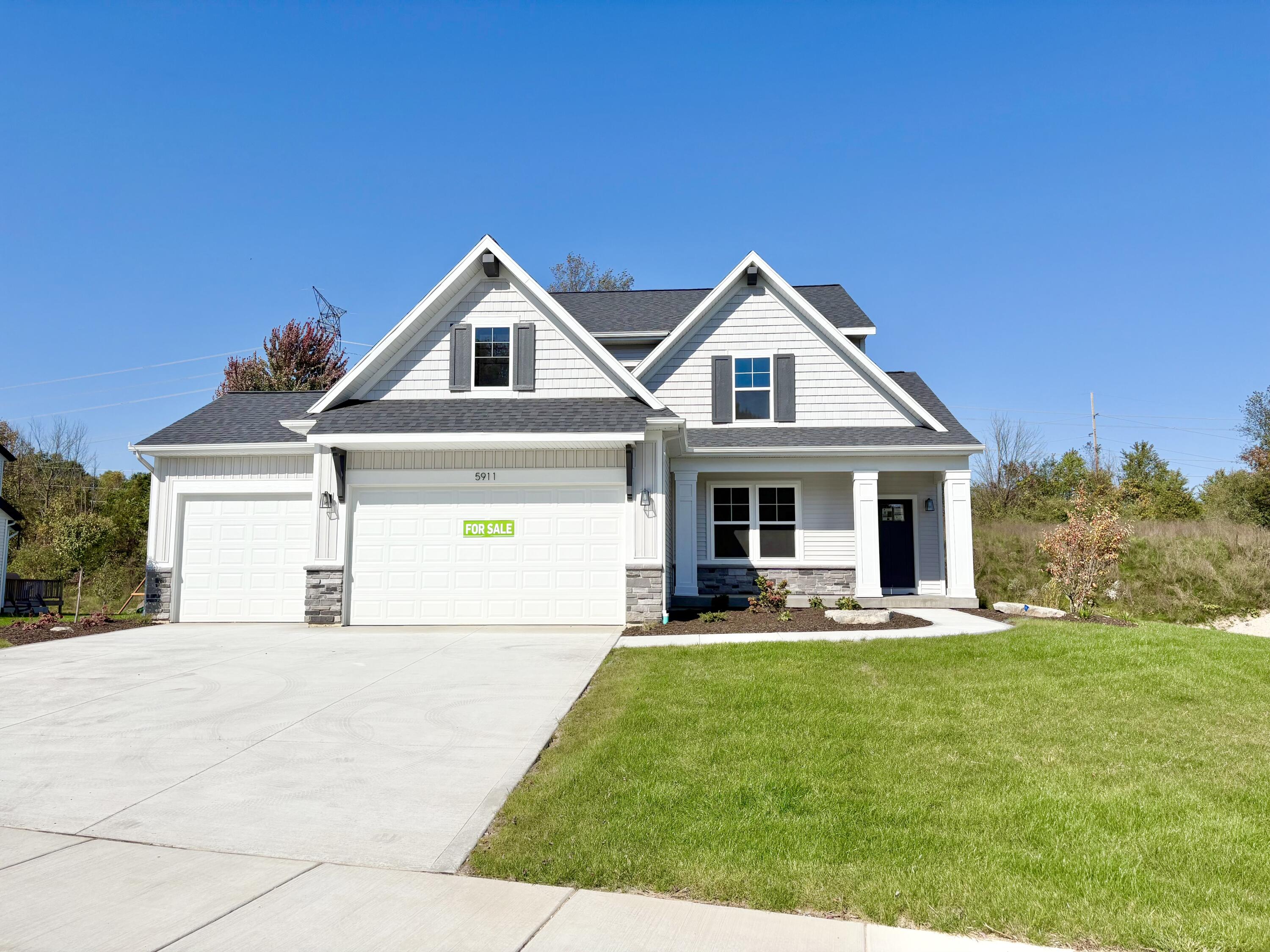 5911 Valley Point Drive Se Property Photo 1