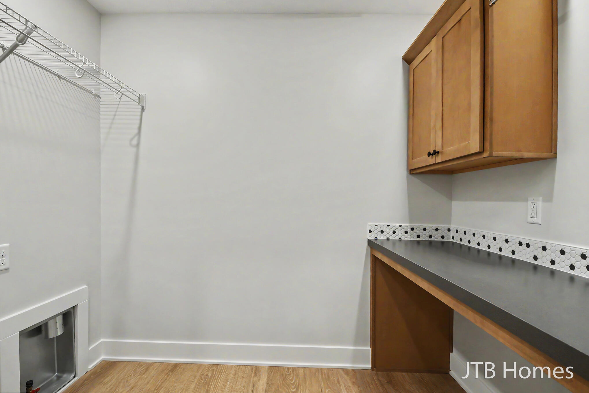 5911 Valley Point Drive Se Property Photo 27