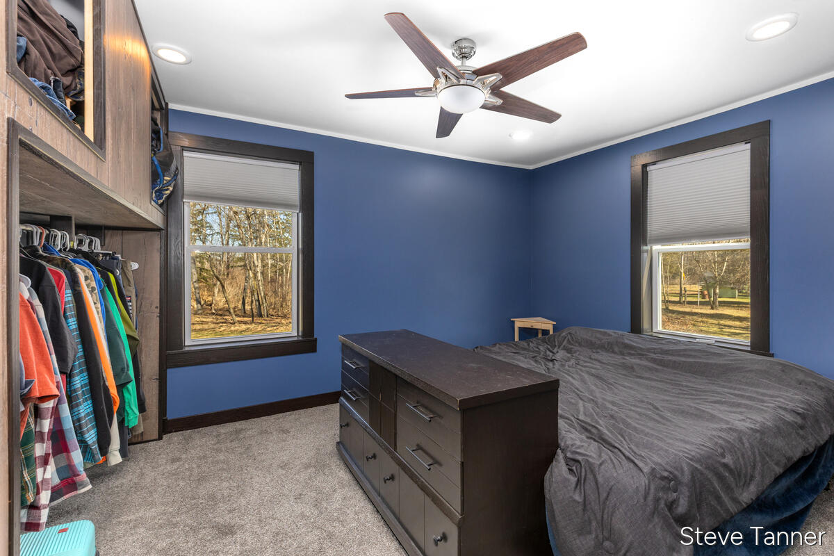 5423 E Howard City-edmore Property Photo 22