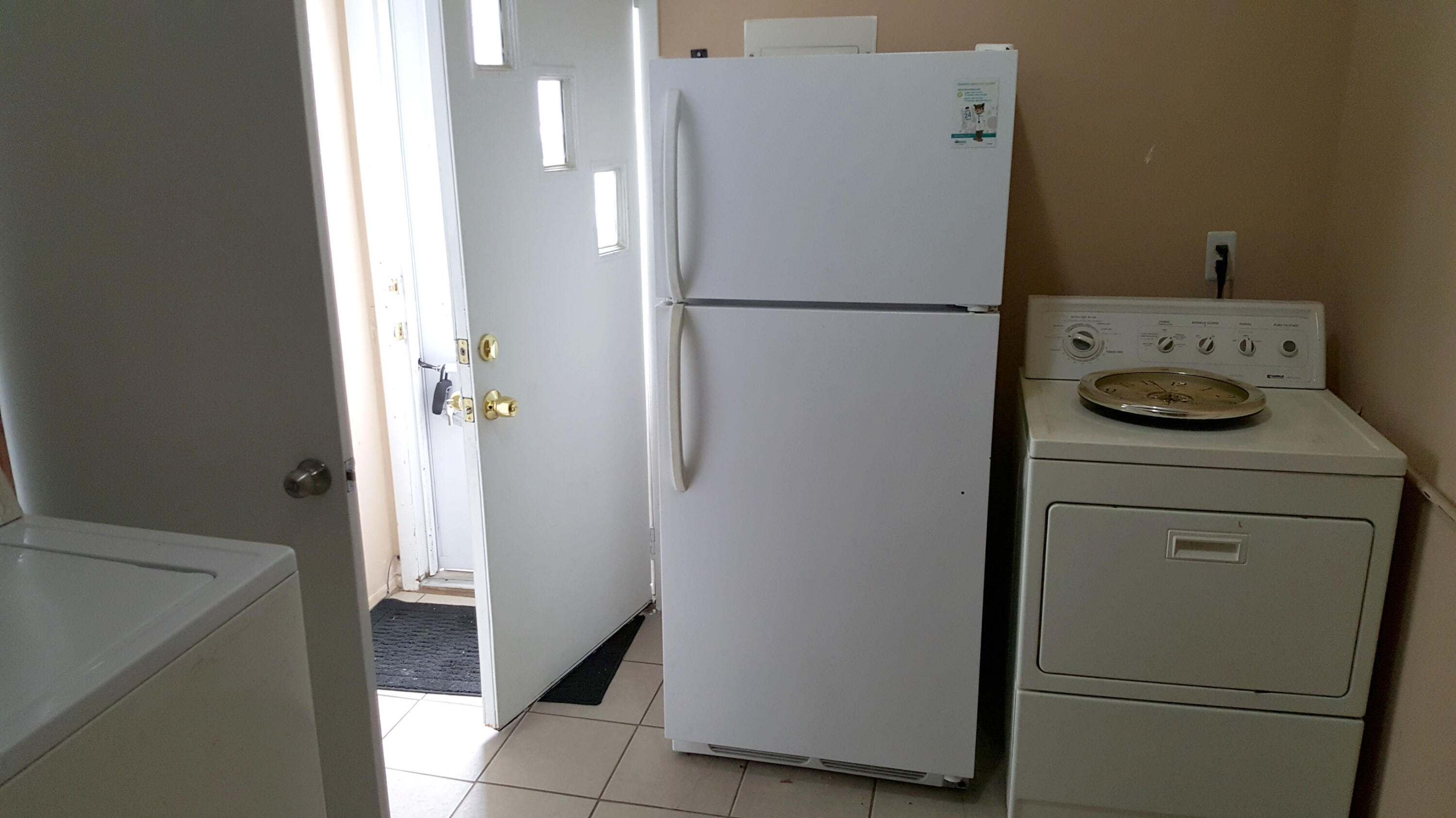 100 W Harwood Avenue Property Photo 11