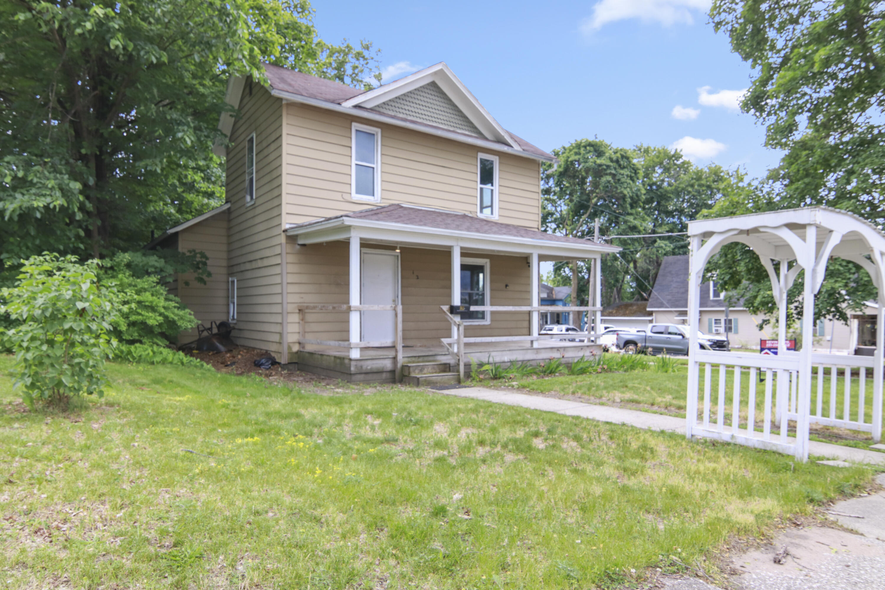 112 Howard Street Property Photo 1