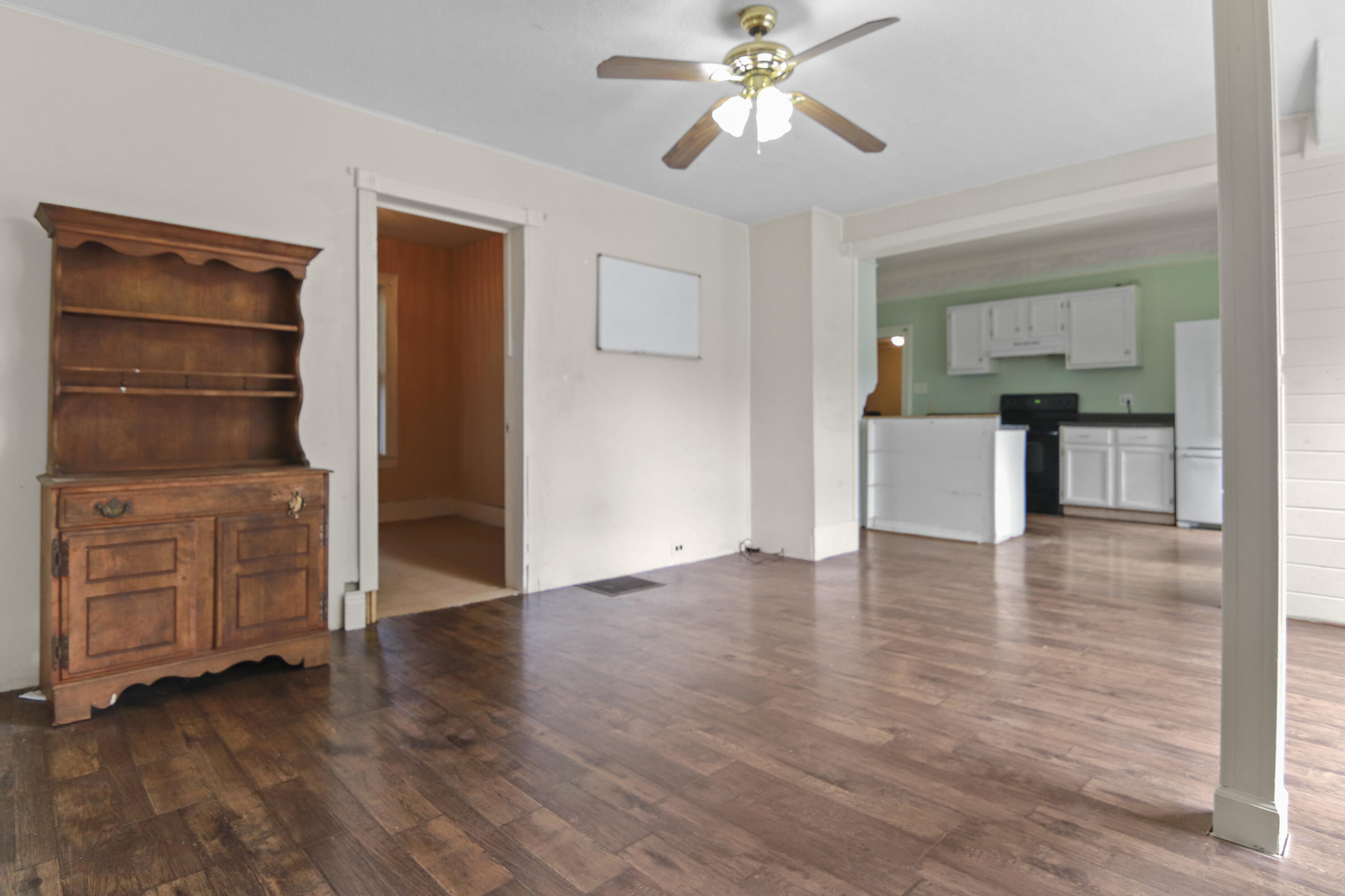 112 Howard Street Property Photo 10