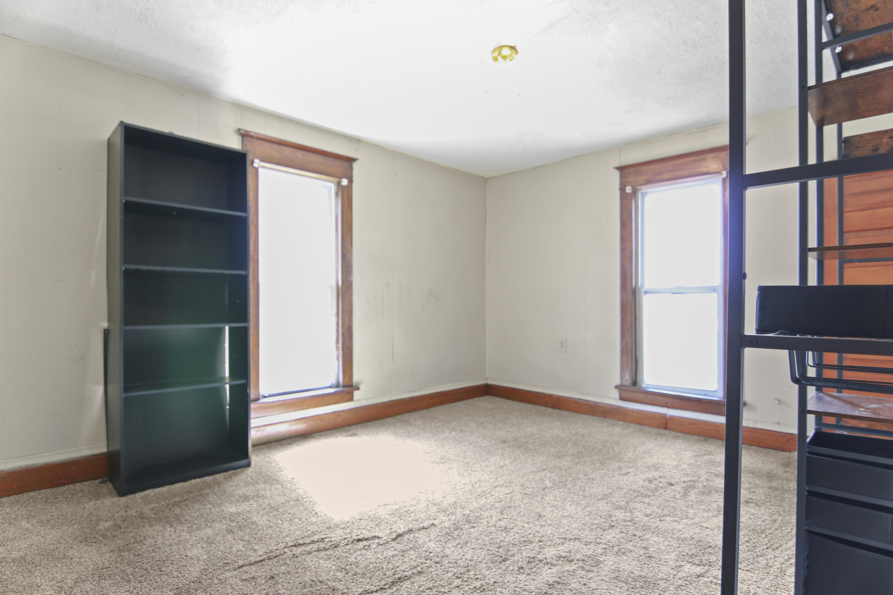 112 Howard Street Property Photo 24