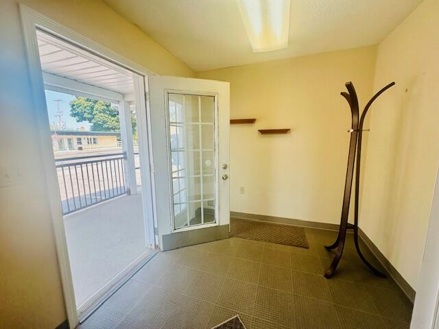 7659 Lake Street Property Photo 8