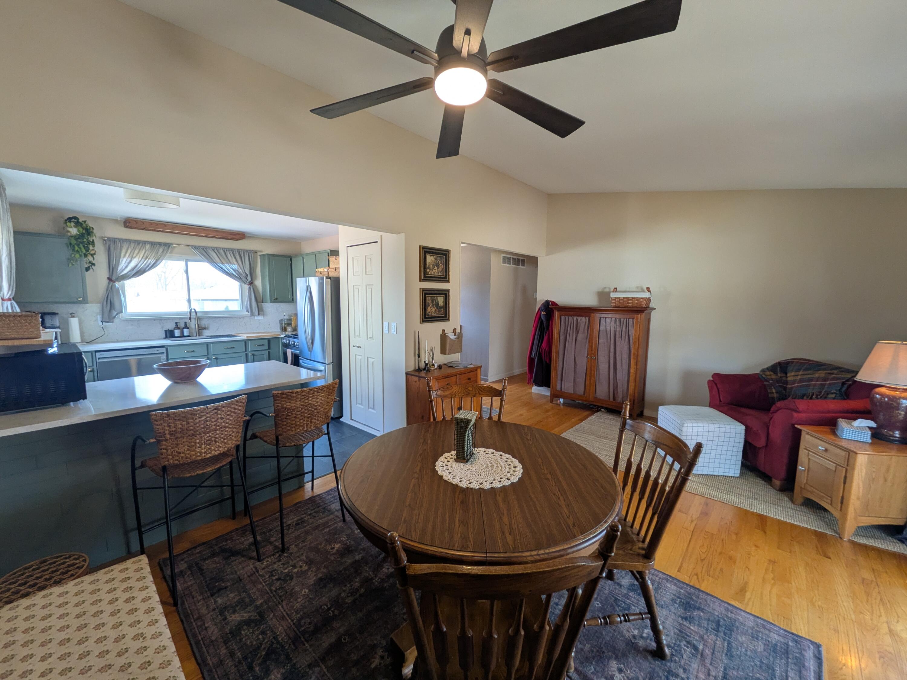 18298 Alvaro Avenue Property Photo 7
