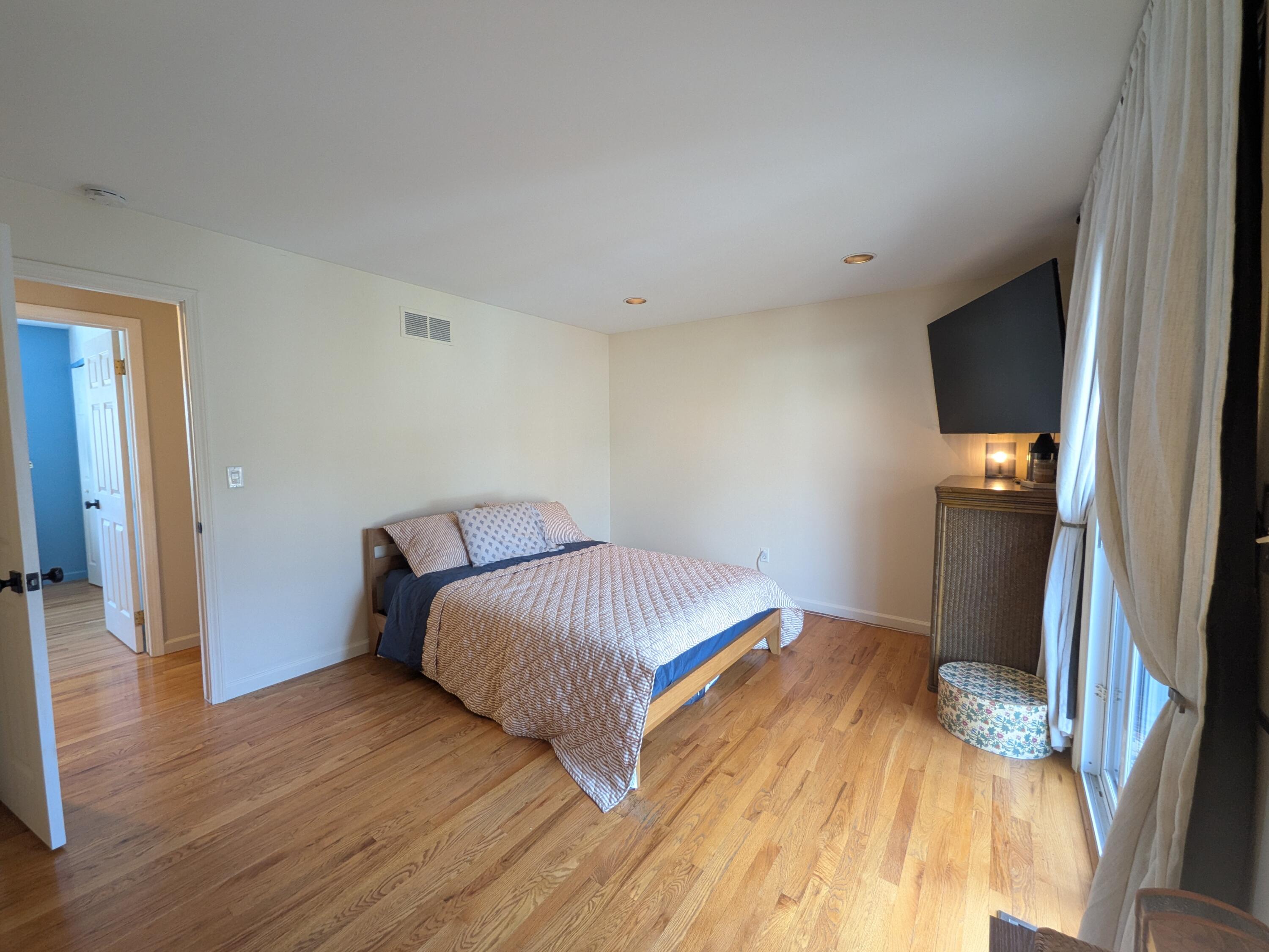 18298 Alvaro Avenue Property Photo 15