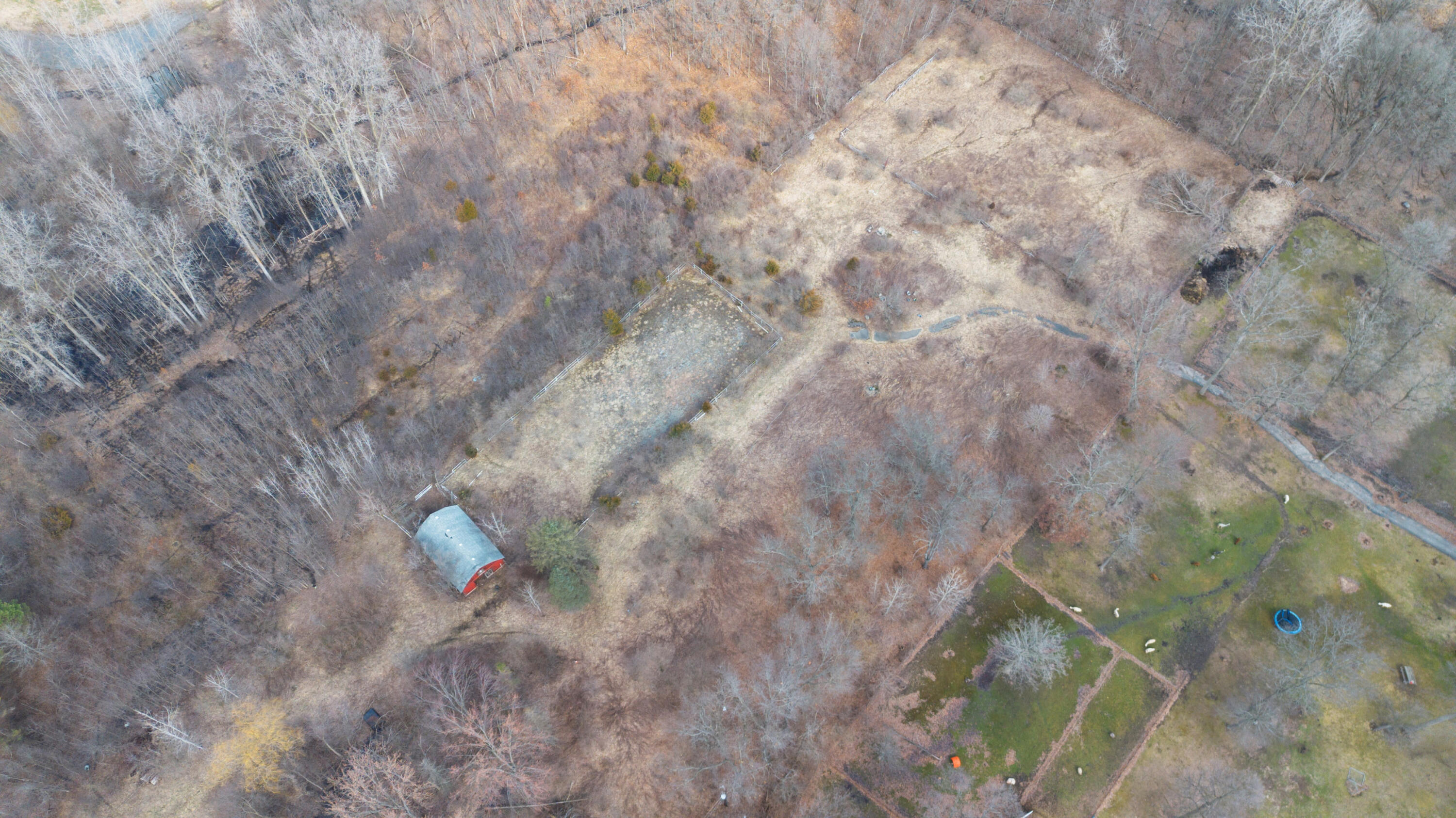 2725 S Duck Lake Road Property Photo 12