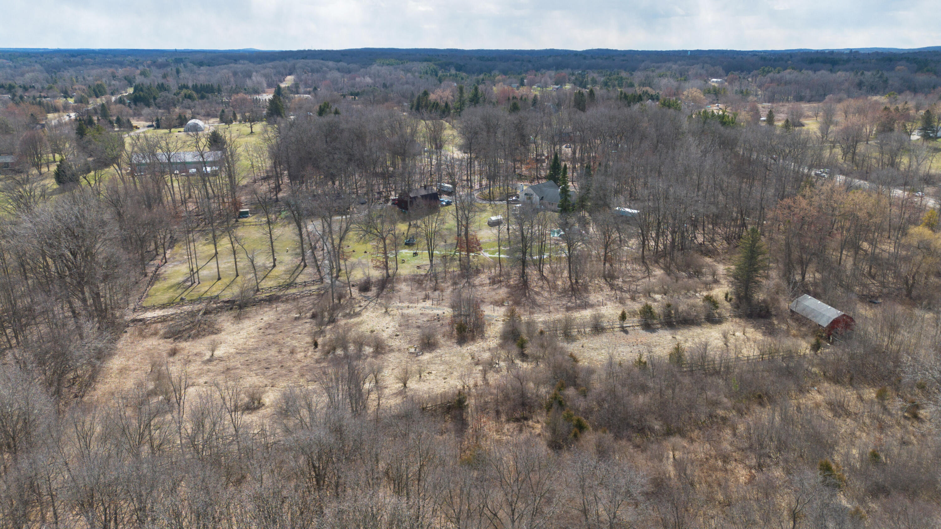 2725 S Duck Lake Road Property Photo 17