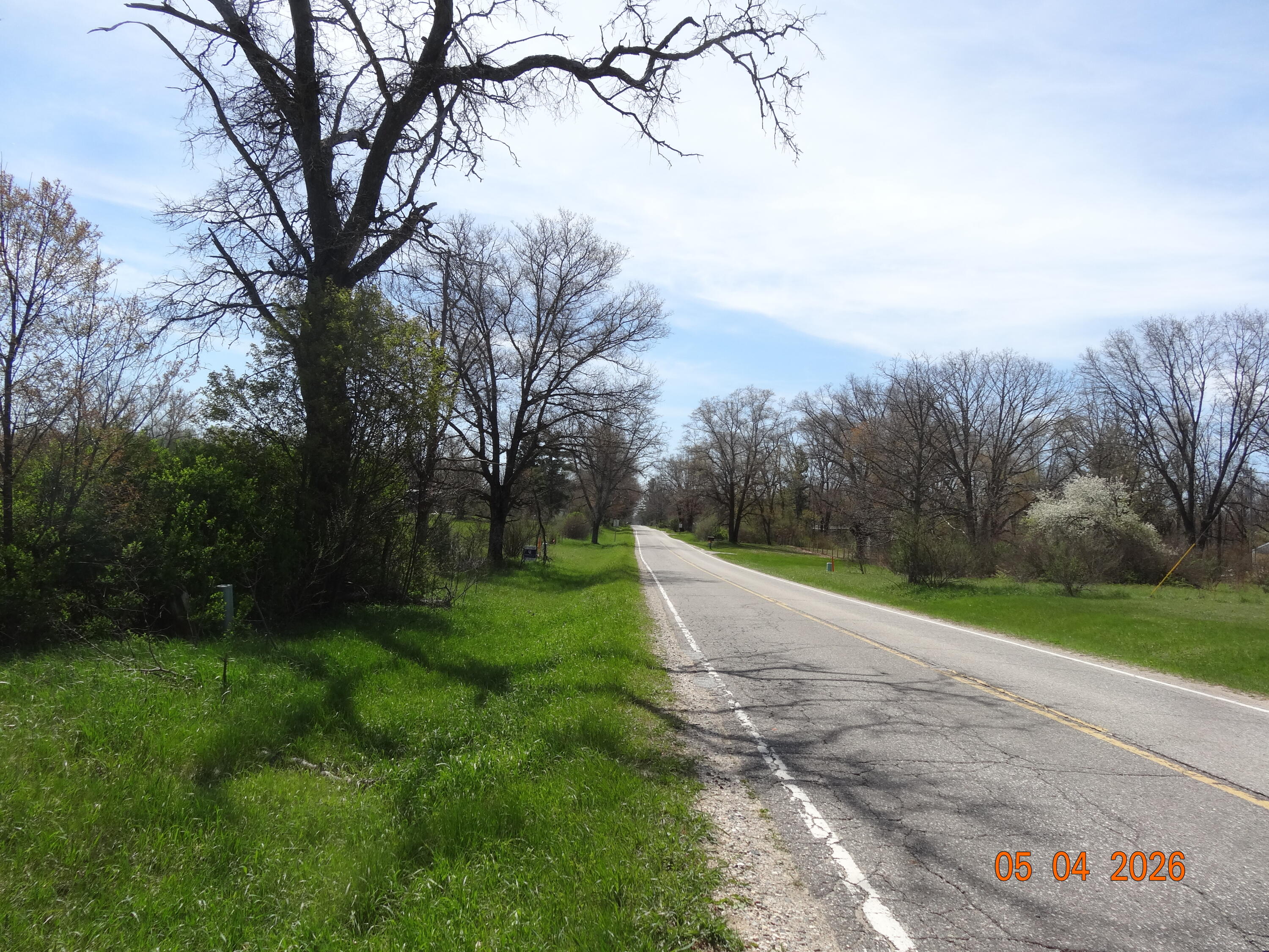 550 S Oak Avenue Property Photo 2