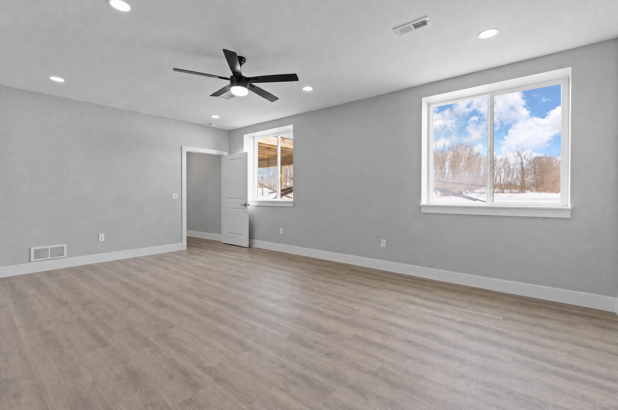 4823 Thompson Heights Drive Property Photo 25