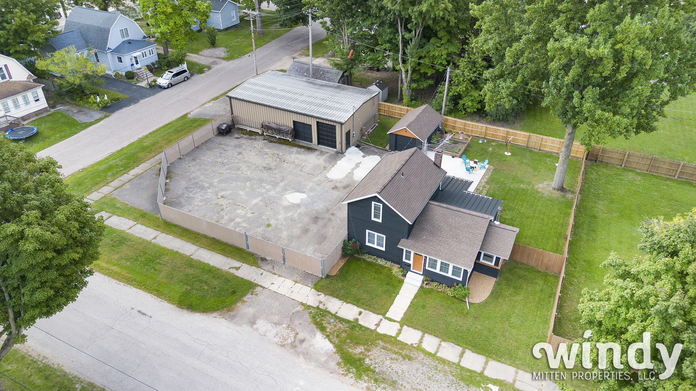 106 Lagrange Street Property Photo 1