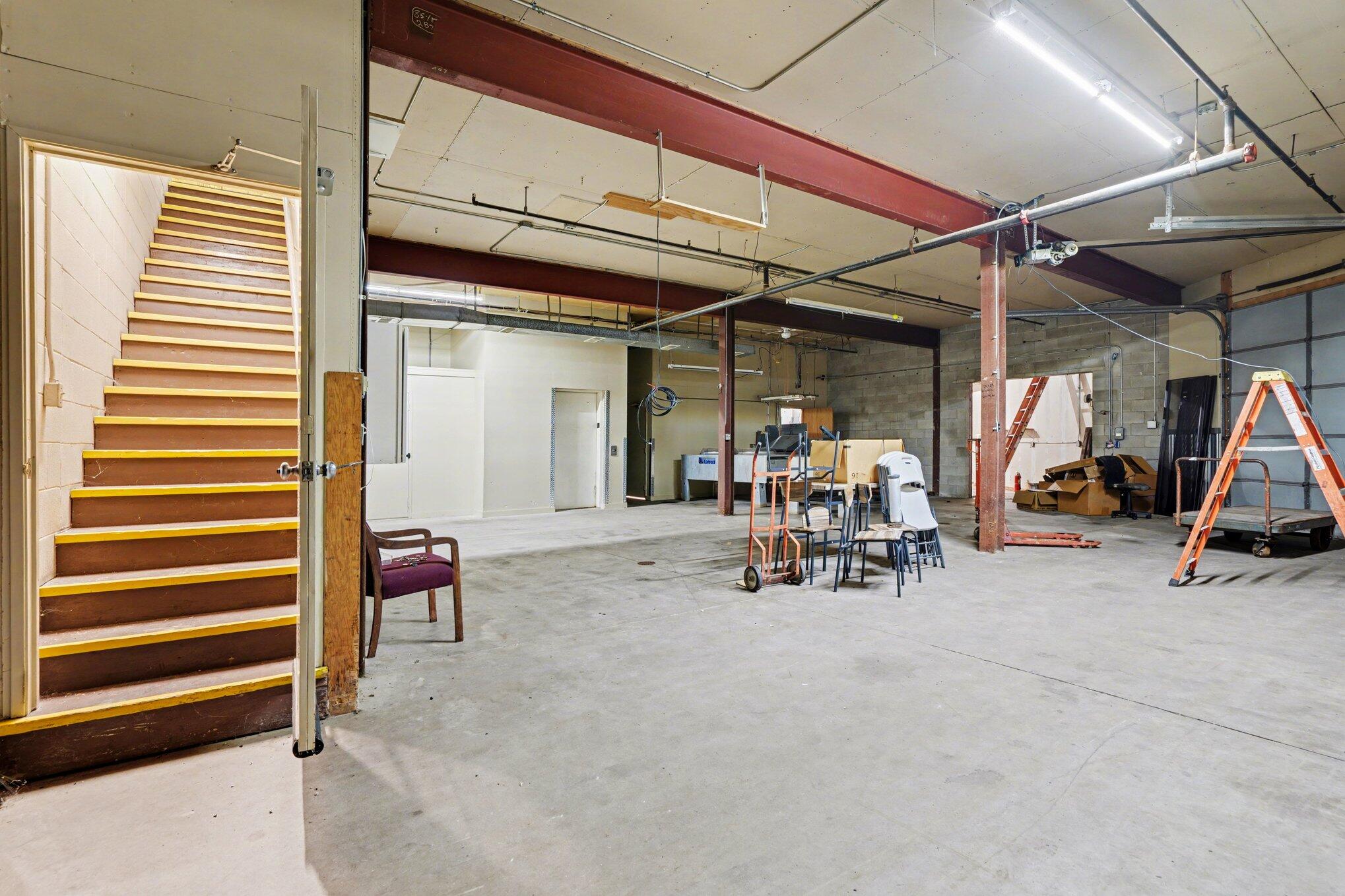 100 Lagrange Street Property Photo 17