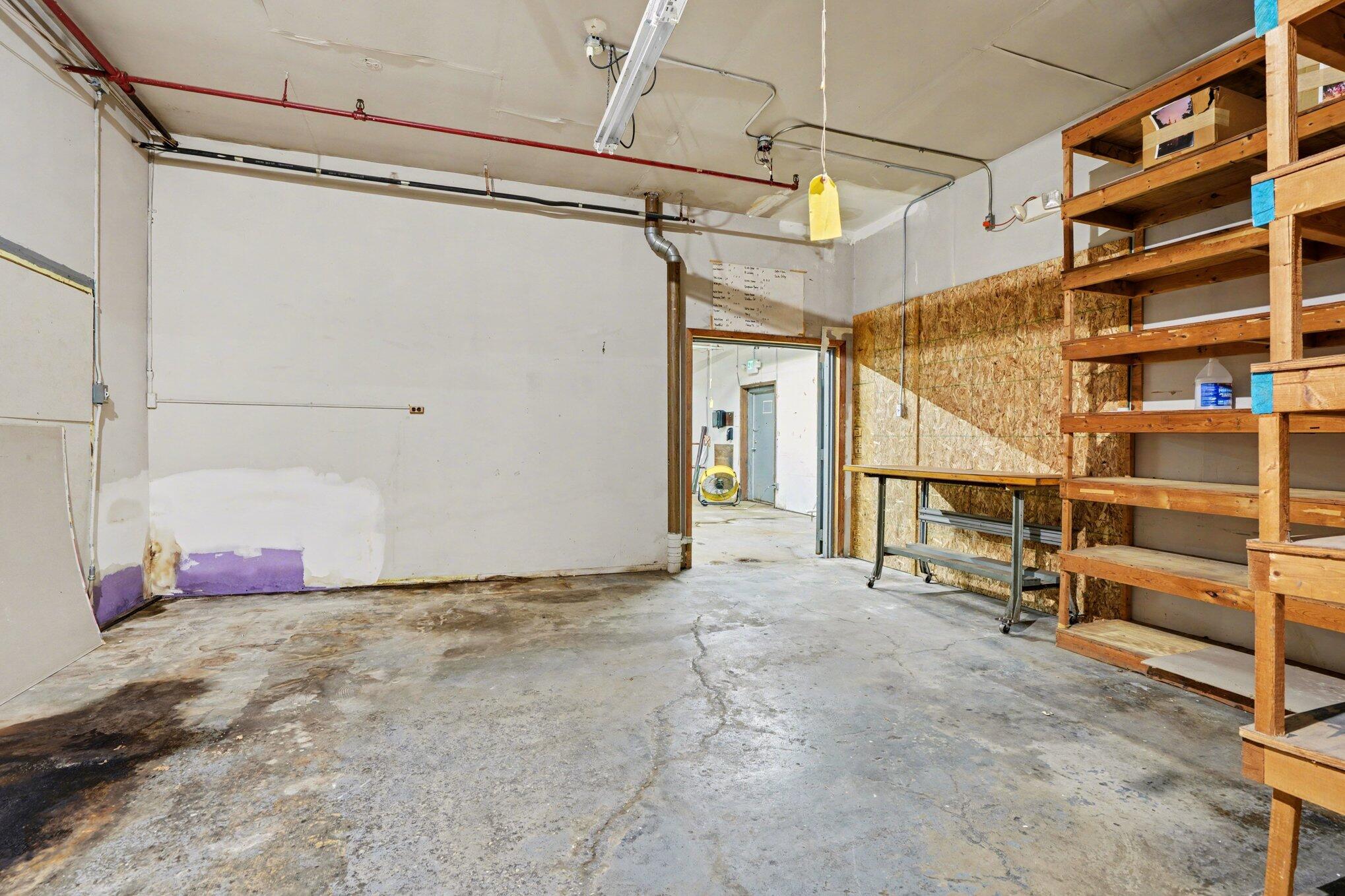 100 Lagrange Street Property Photo 27
