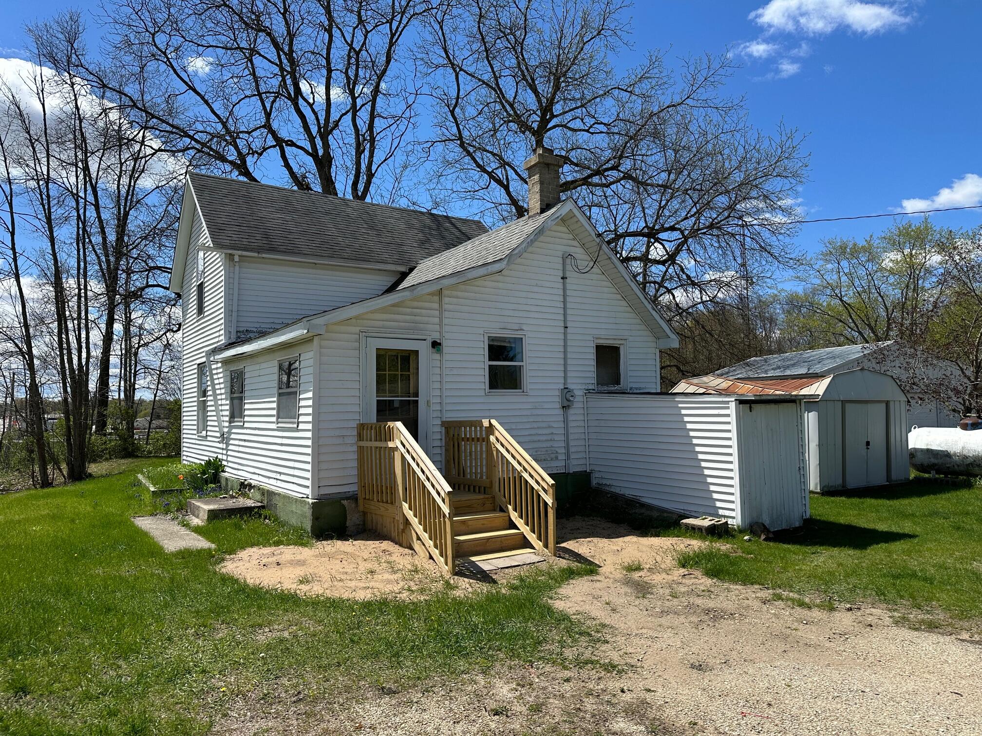 3593 S Maple Island Road Property Photo 1