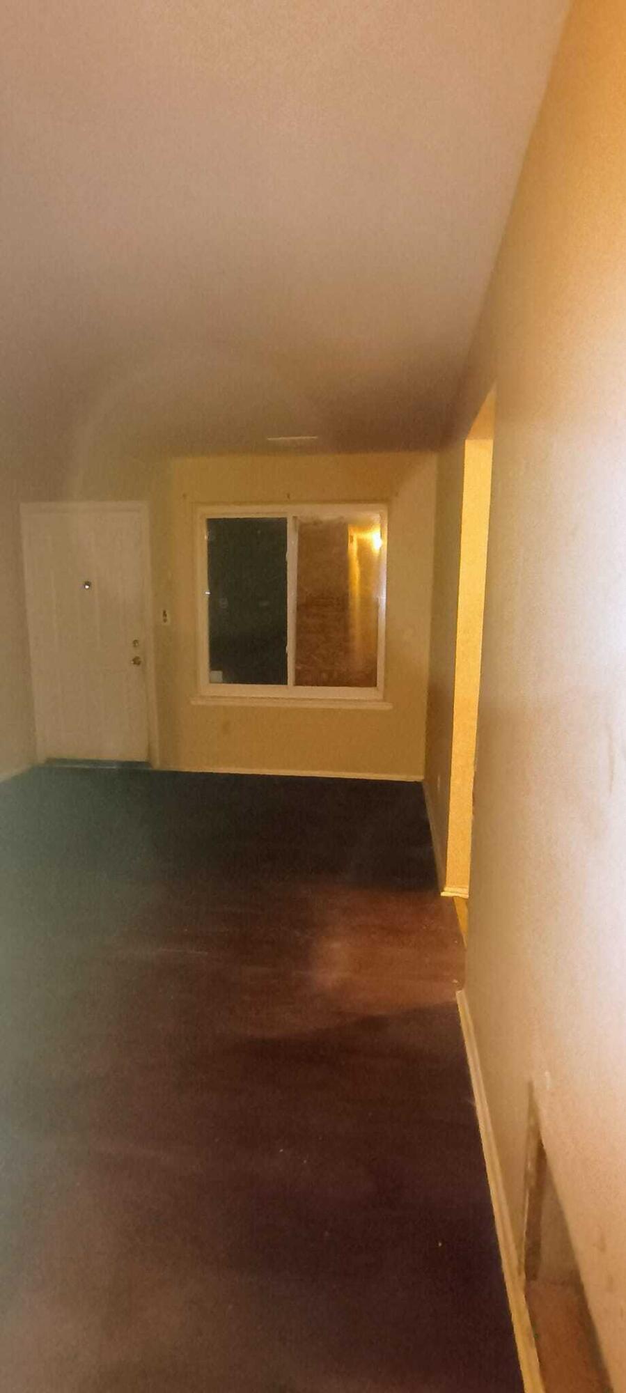6121 Plainview Avenue Property Photo 4