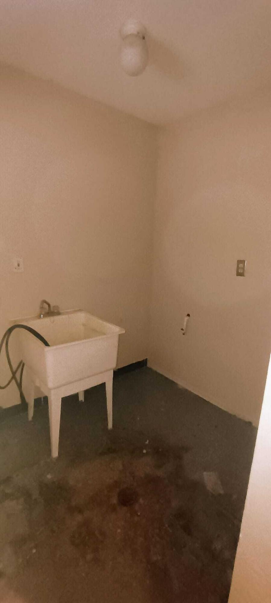 6121 Plainview Avenue Property Photo 10