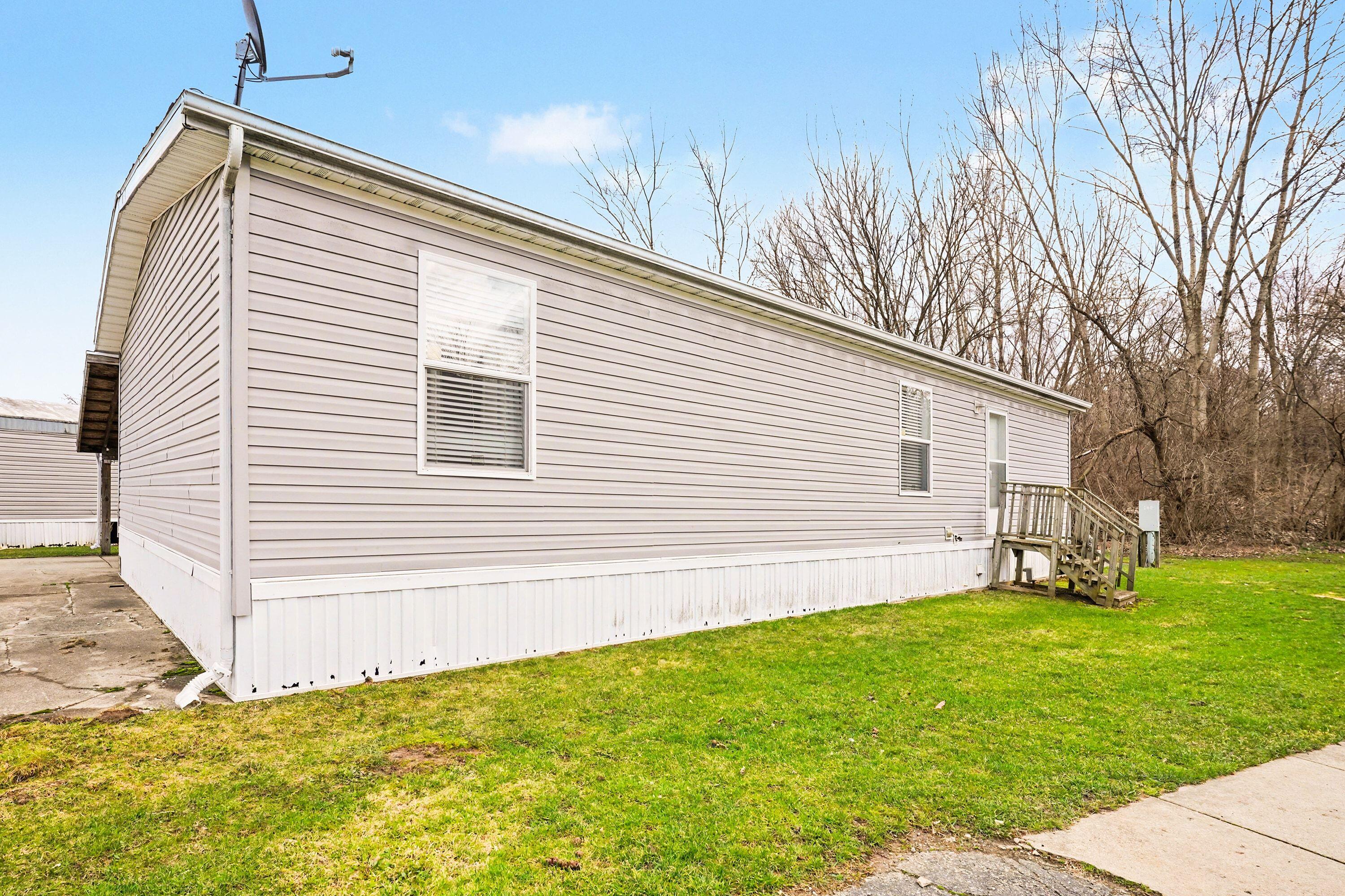 7604 Red Arrow Highway 149 Property Photo 2