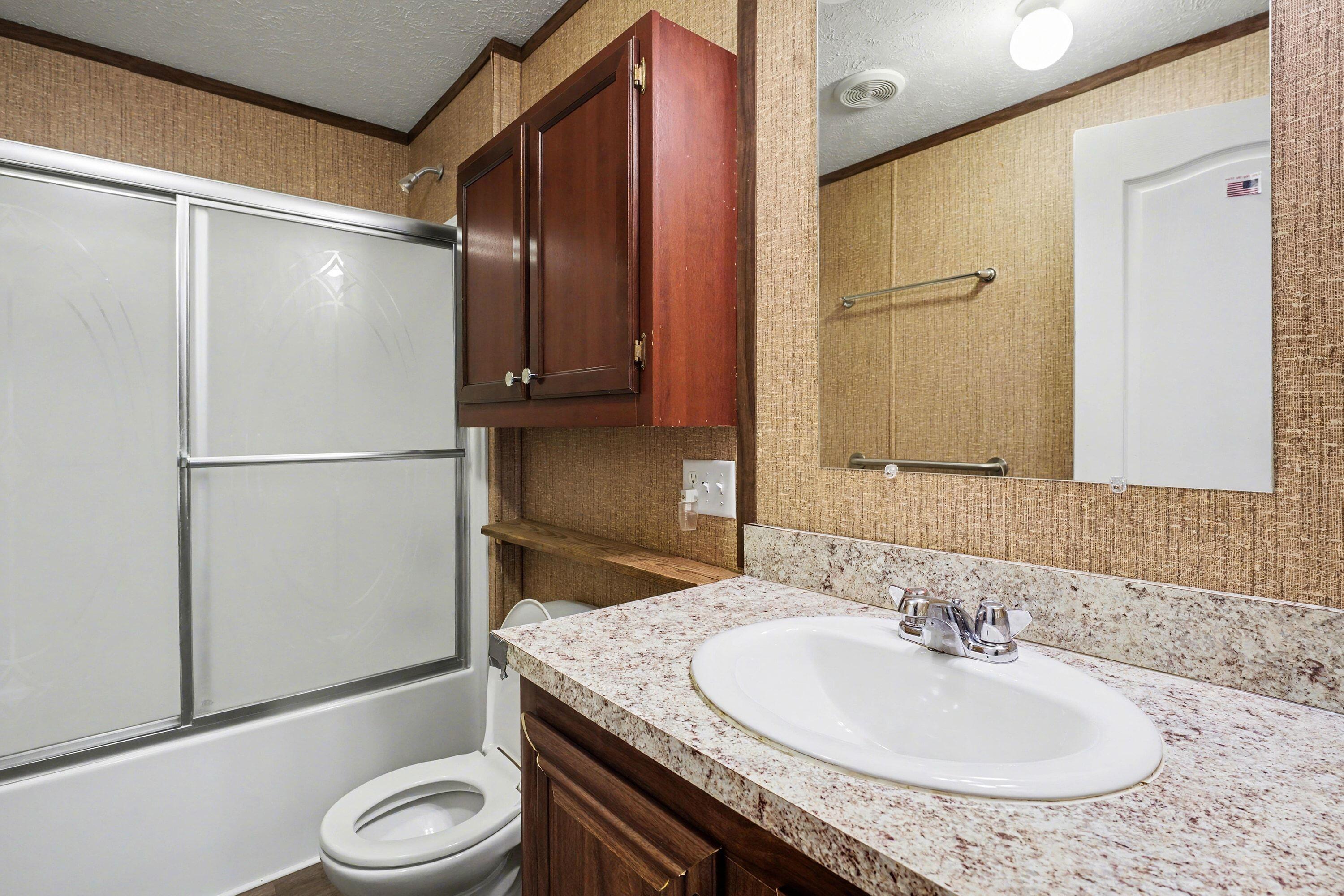 7604 Red Arrow Highway 149 Property Photo 12