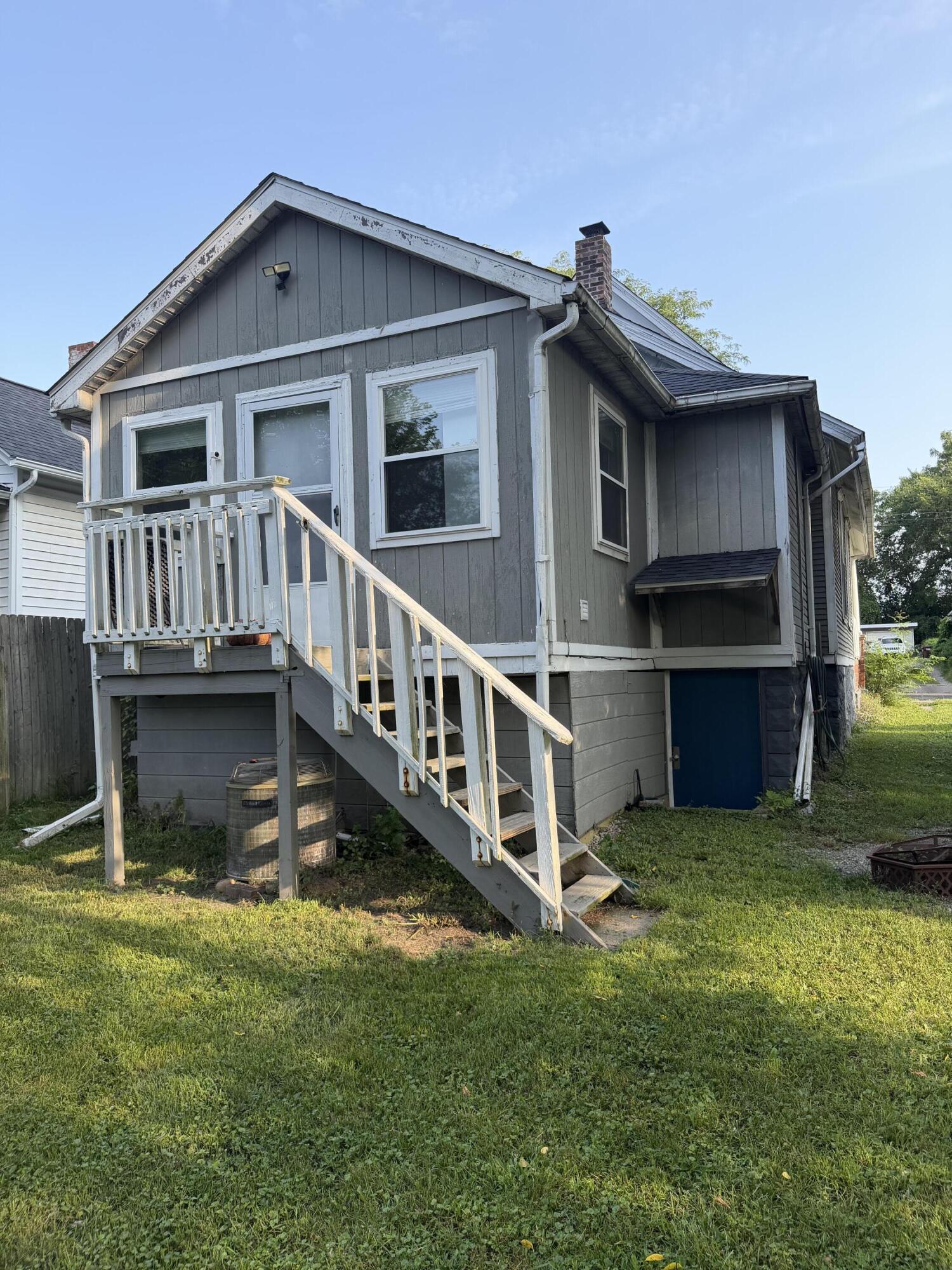 609 Webb Street Property Photo 2