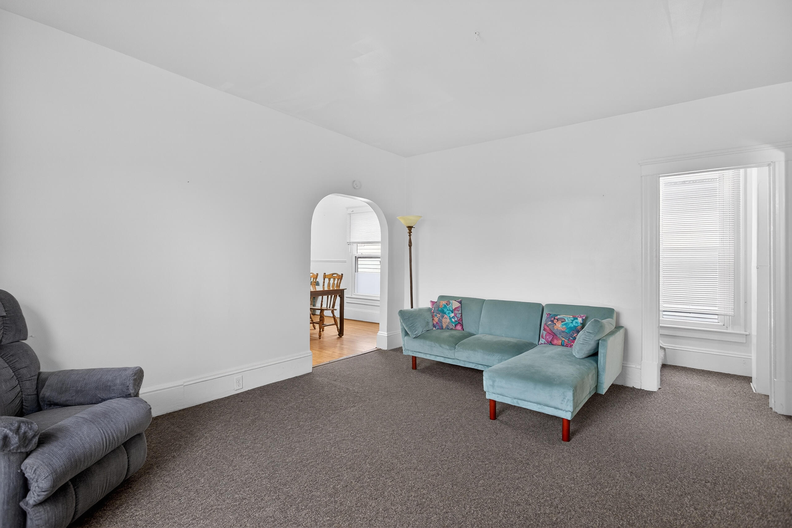 609 Webb Street Property Photo 4
