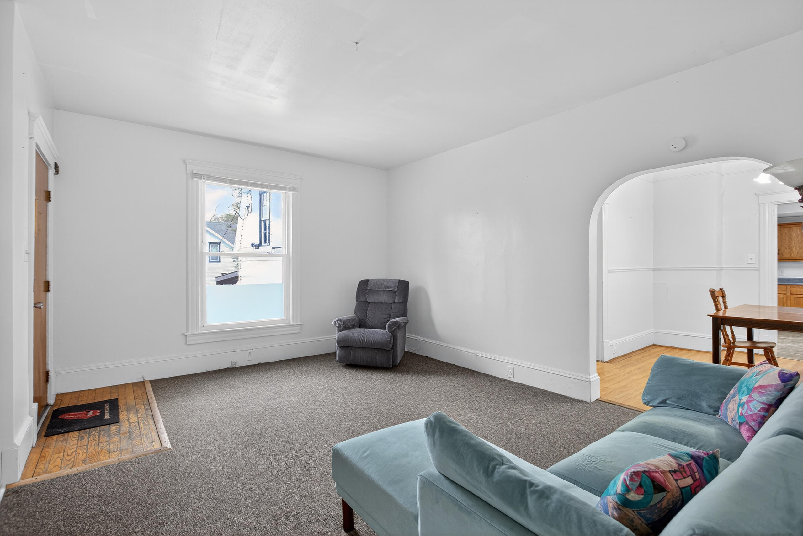 609 Webb Street Property Photo 5
