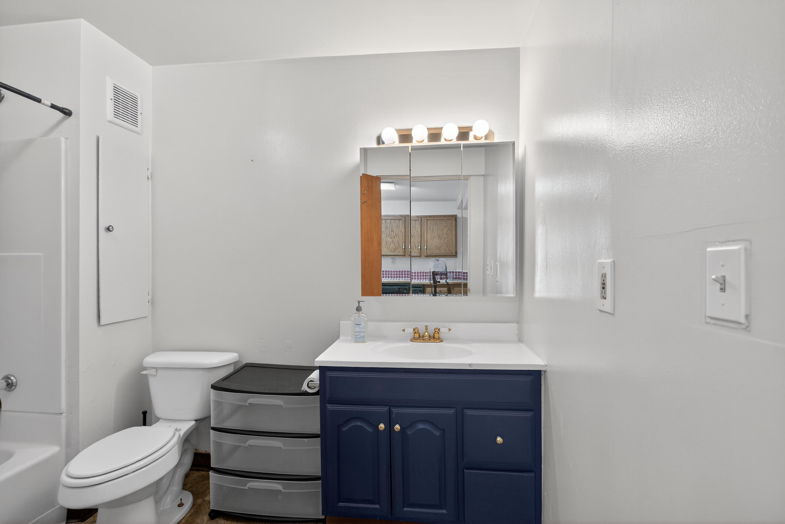 609 Webb Street Property Photo 19