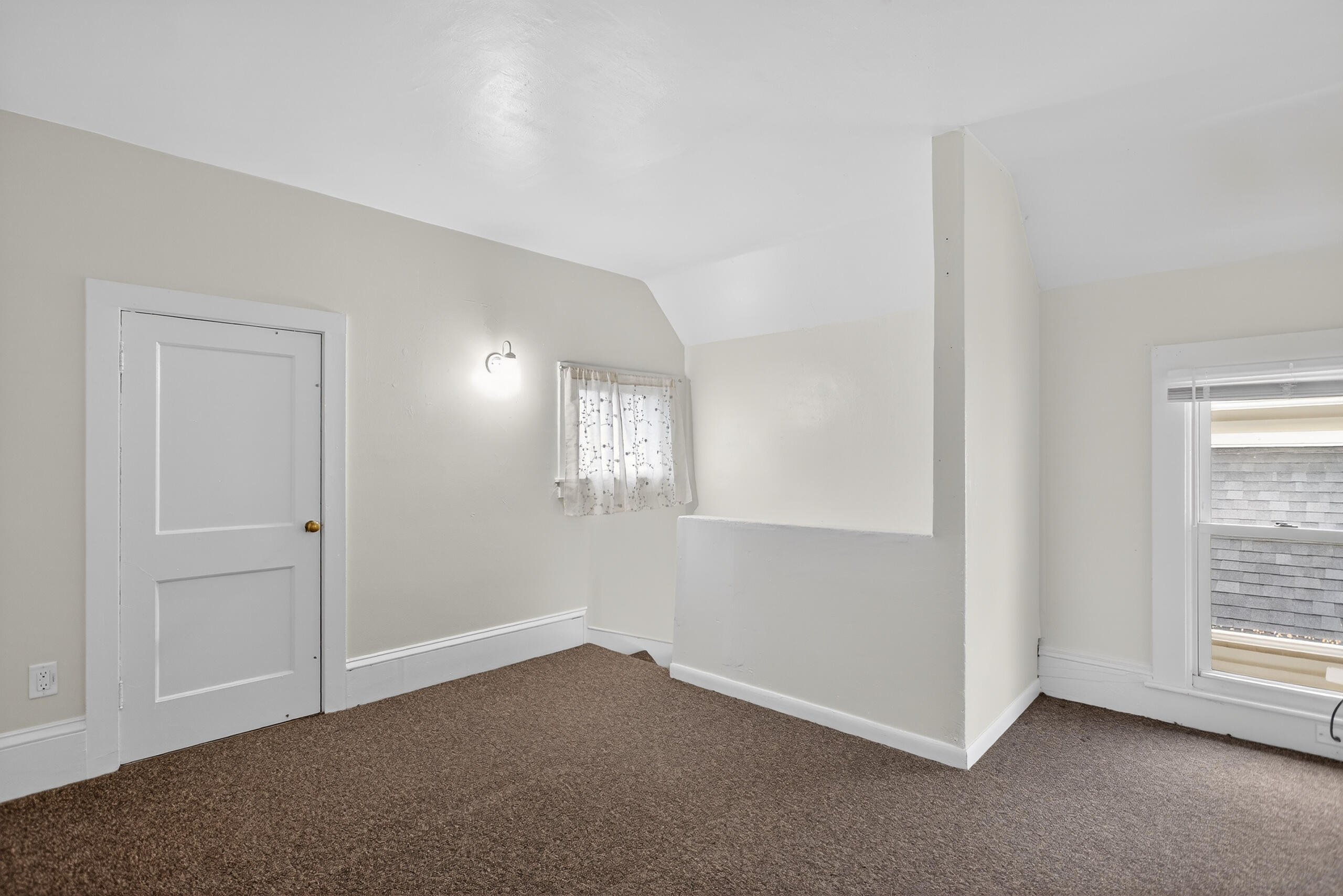609 Webb Street Property Photo 31